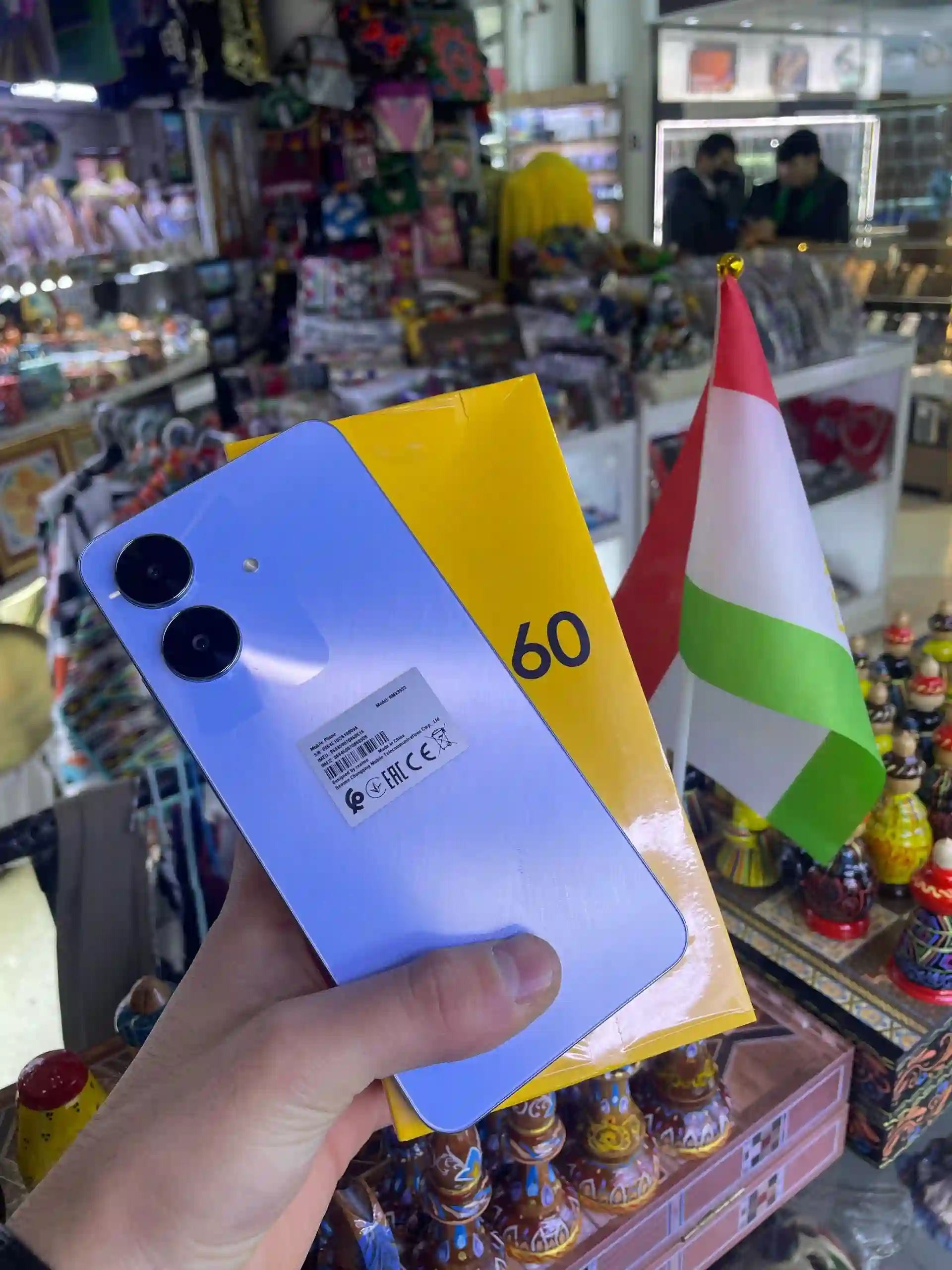 Realmi Note 60