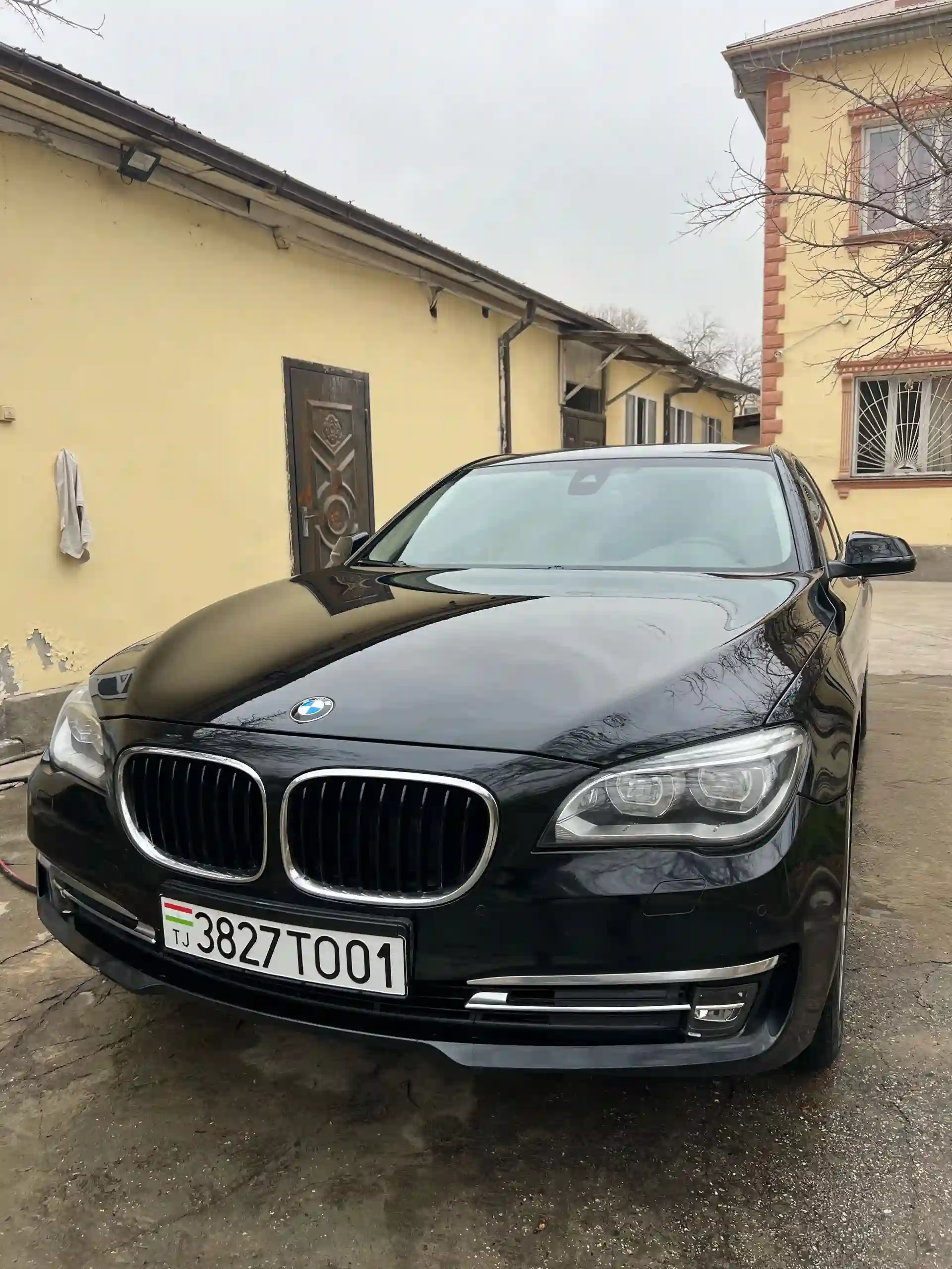 BMW 7 series 2012