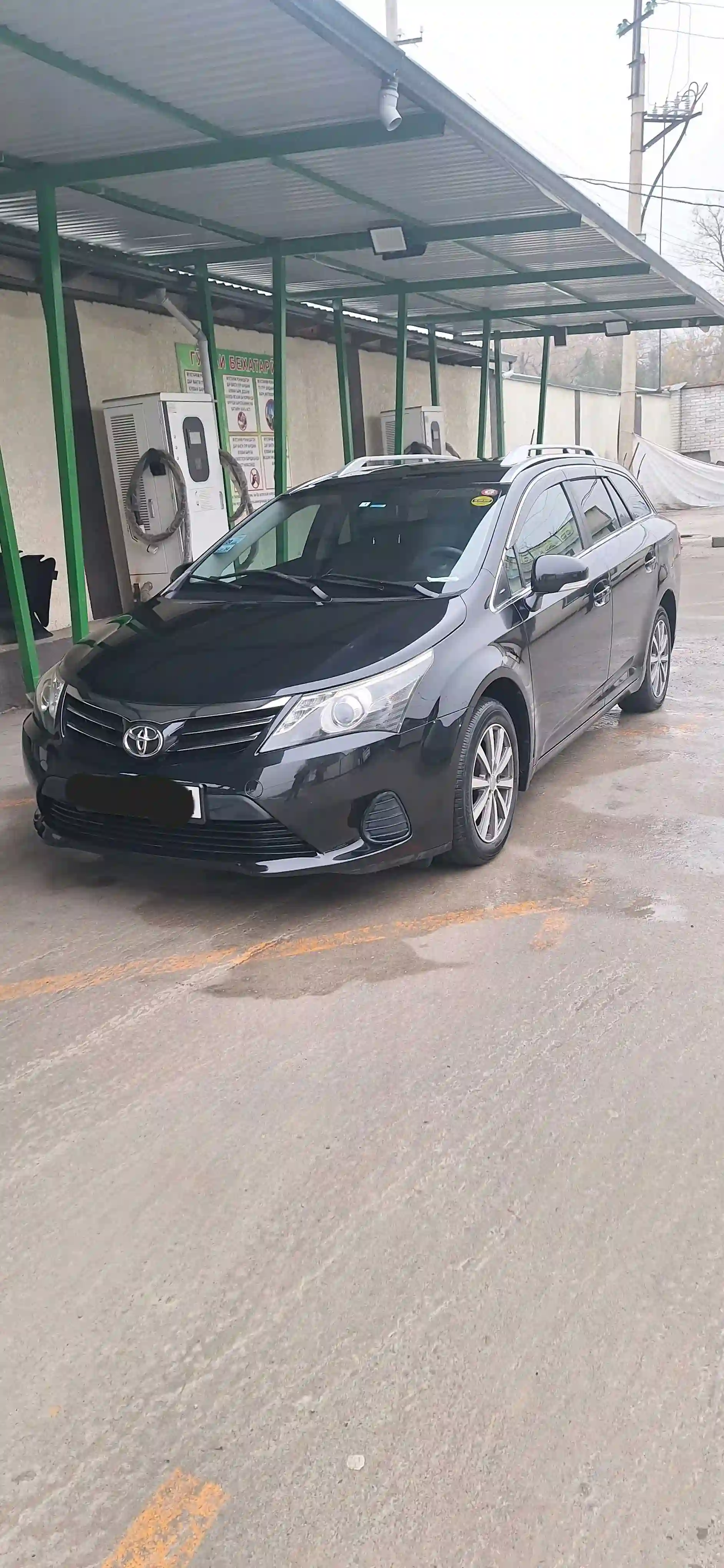 Toyota Avensis 2014