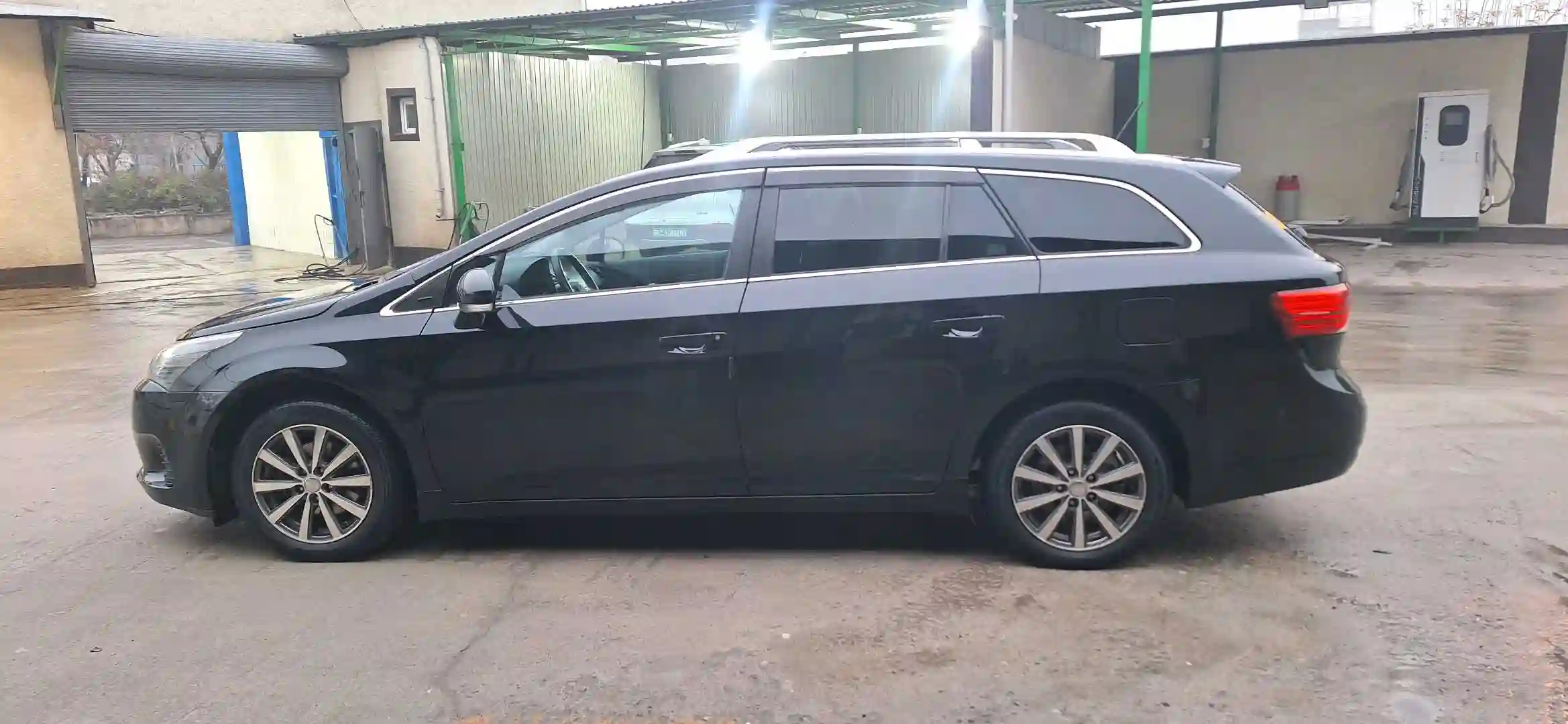 Toyota Avensis 2014