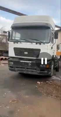 Shacman тягач