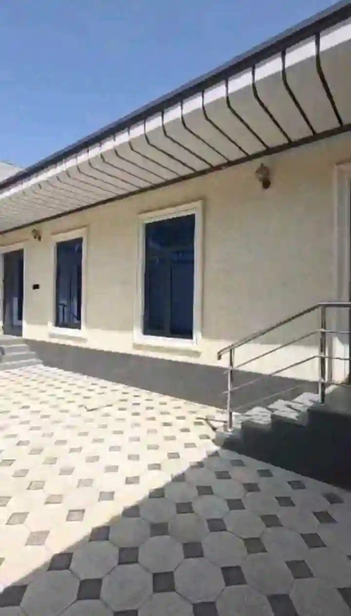 1 этажный, 3-комн. дом, 65 м², 2 соток, Ноҳияи Сино