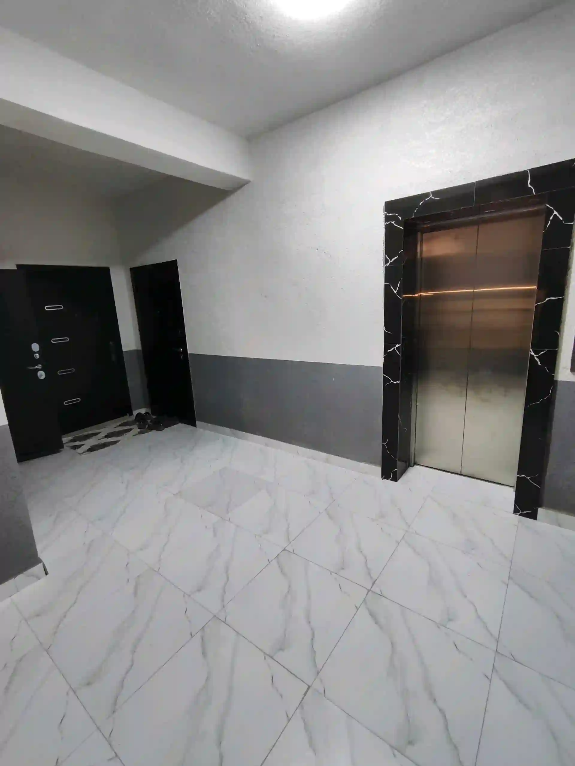 2-к квартира, 7 этаж, 77 м², 1мкр — миниатюра 6