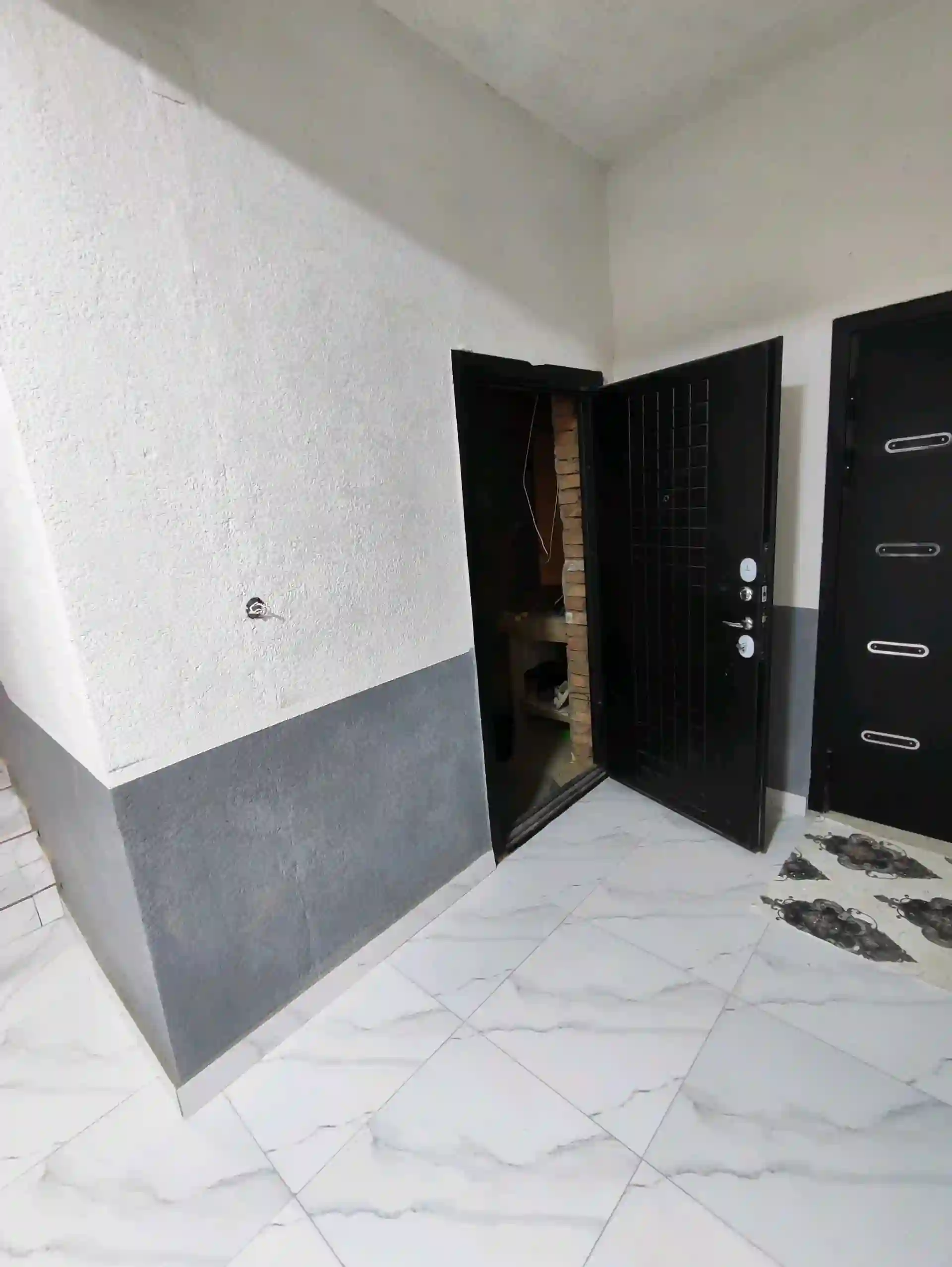 2-к квартира, 7 этаж, 77 м², 1мкр — миниатюра 8