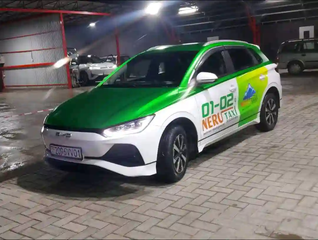 BYD E2 2023