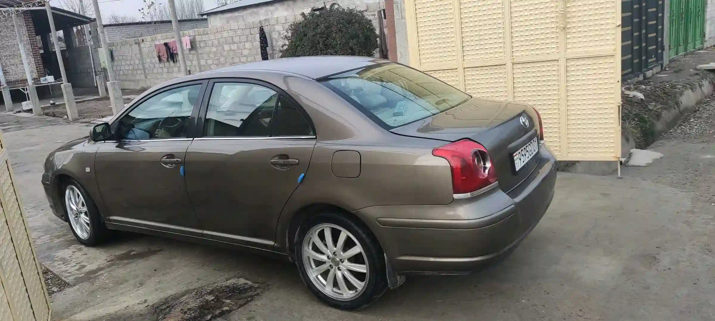 Toyota Avensis 2003