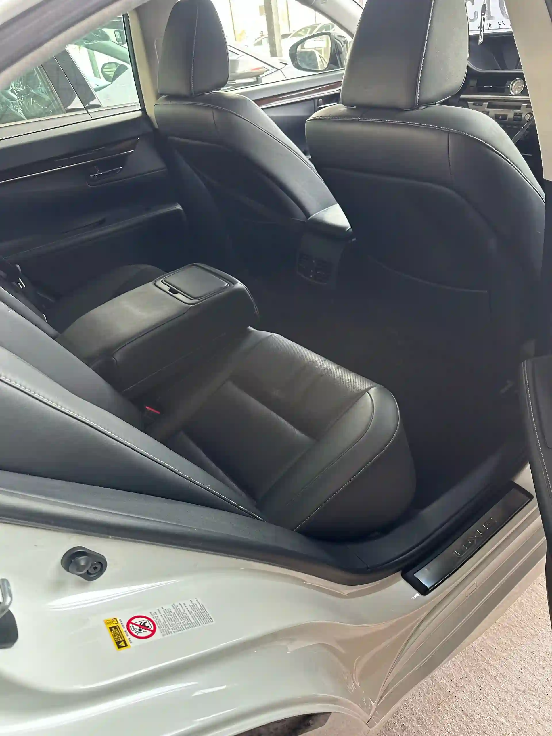 Lexus Es series 2015
