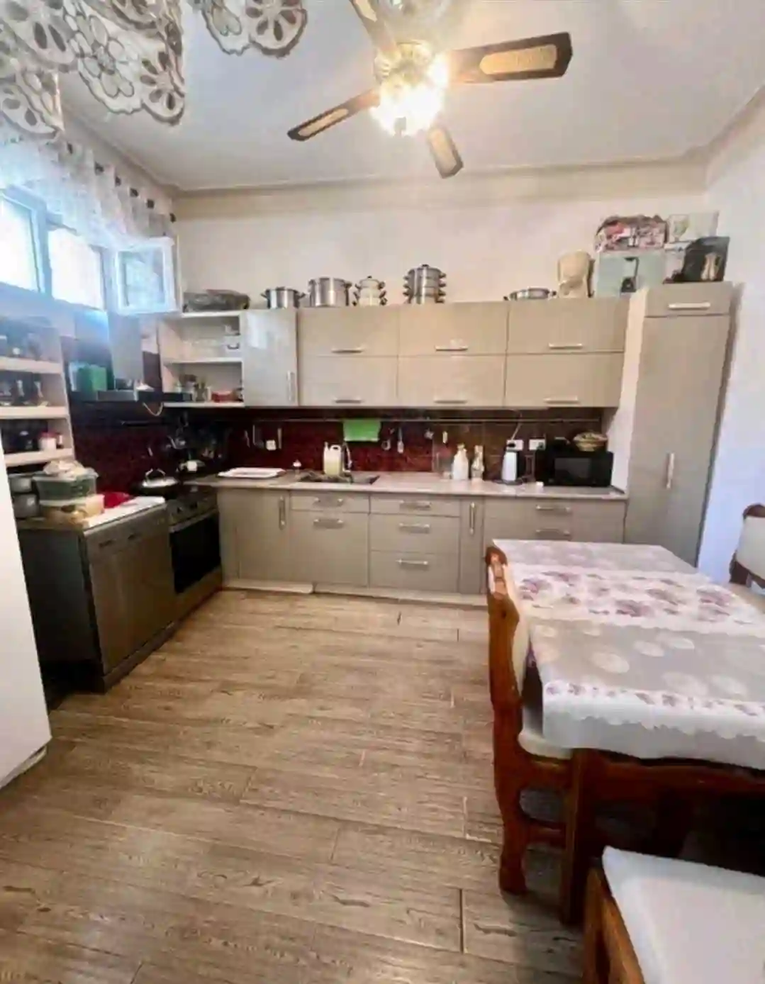 2 этажный, 7-комн. дом, 300 м², Исмоили Сомони