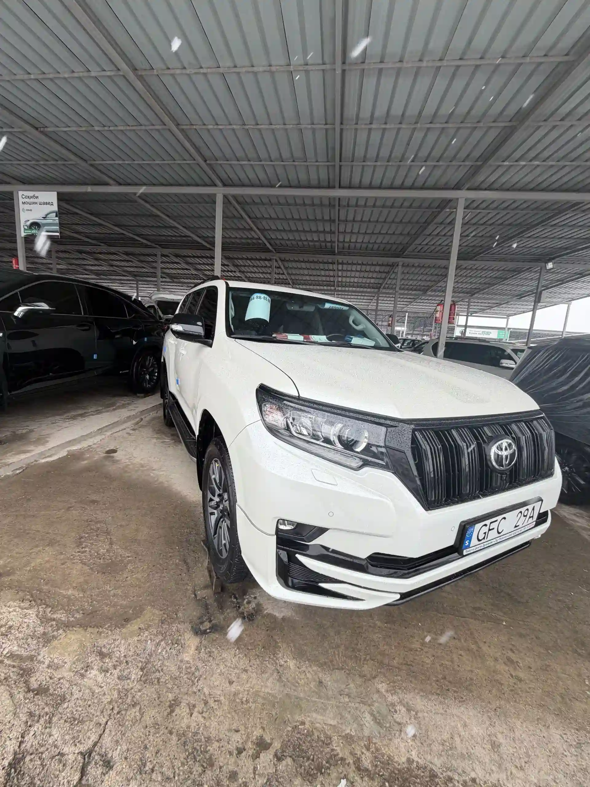 Toyota Land cruiser prado 2023
