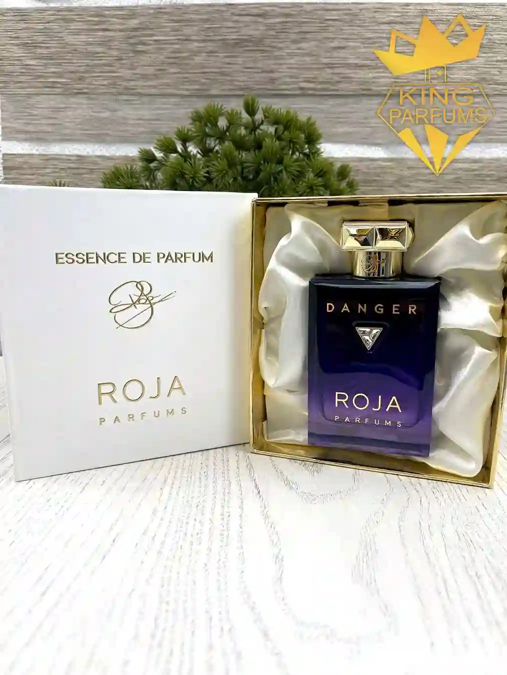 Парфюм Roja Danger Essence De Parfum