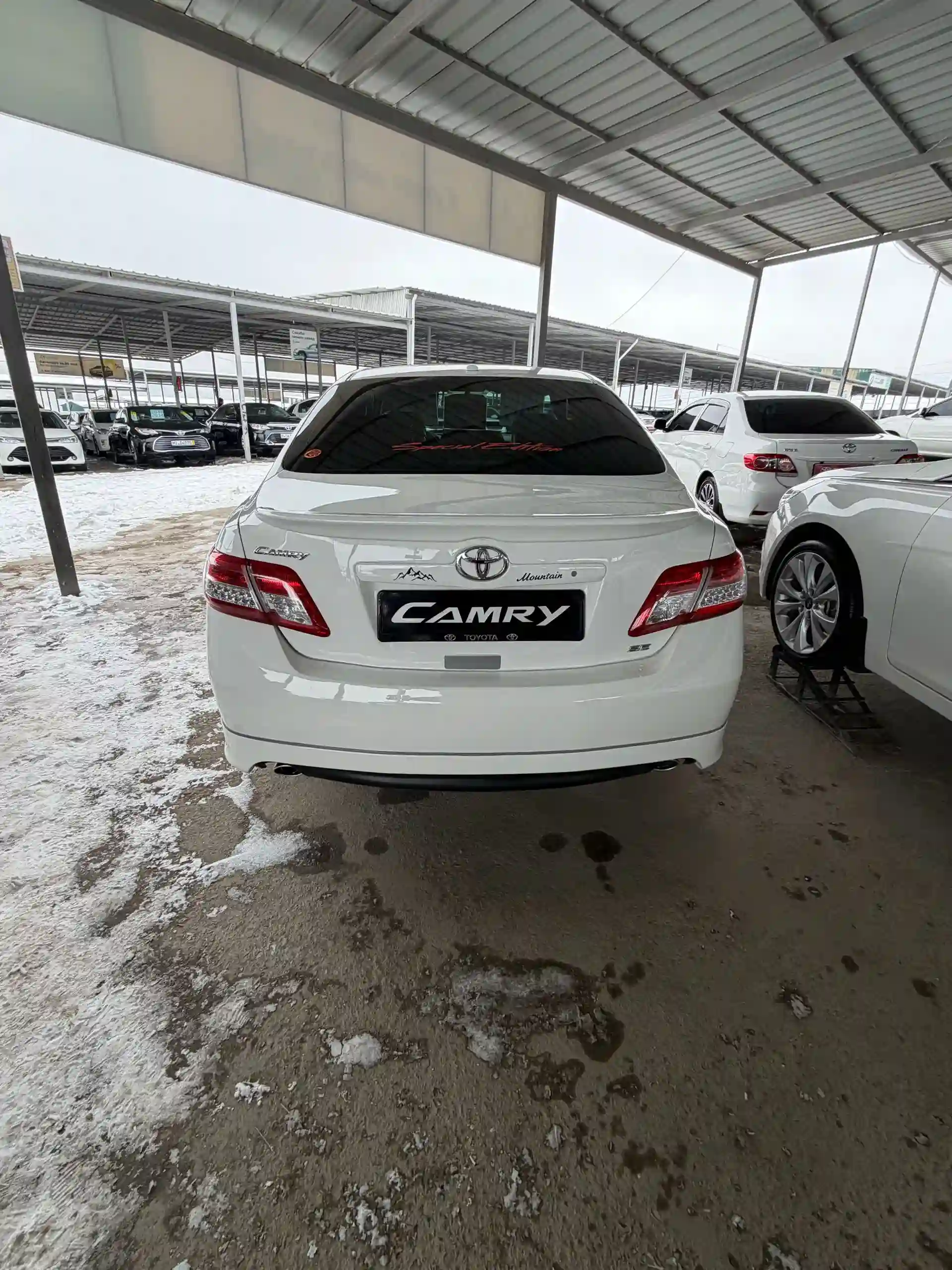 Toyota Camry 2011 — миниатюра 3