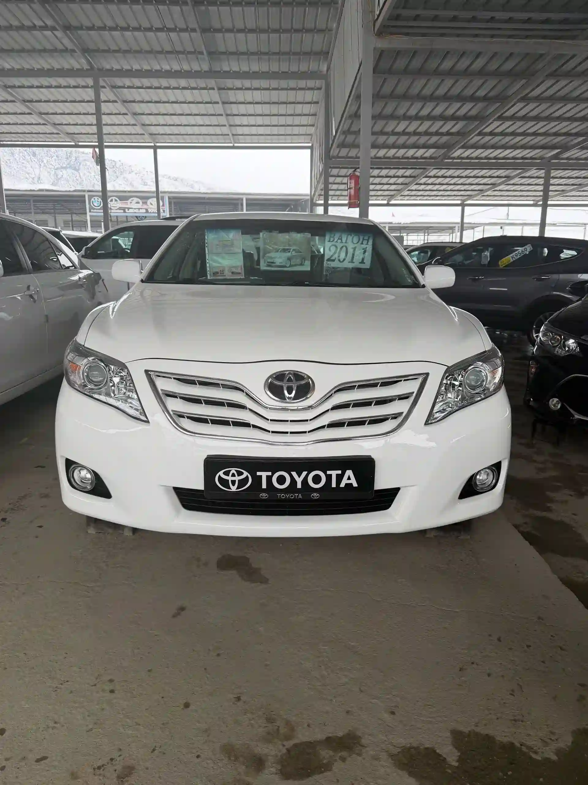 Toyota Camry 2012 — миниатюра 1