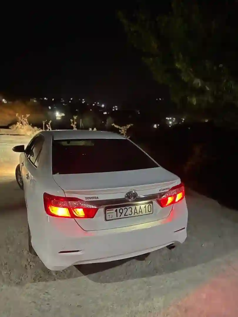 Toyota Camry 2013 — миниатюра 4