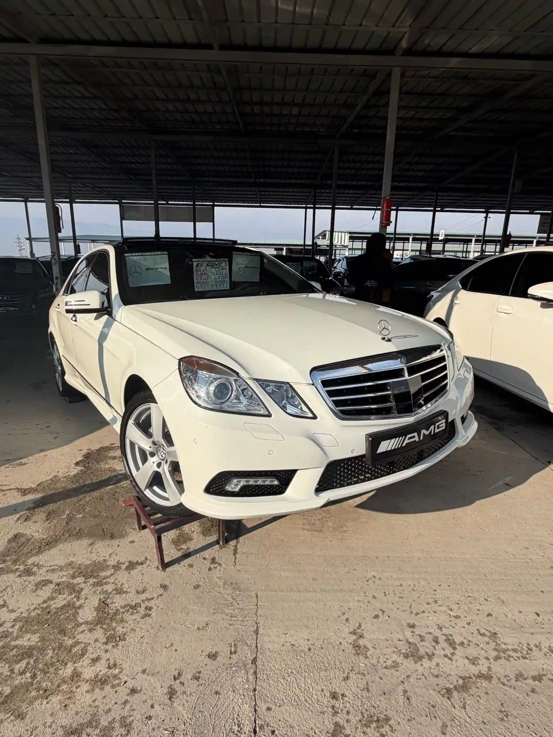 Mercedes-benz E class 2010
