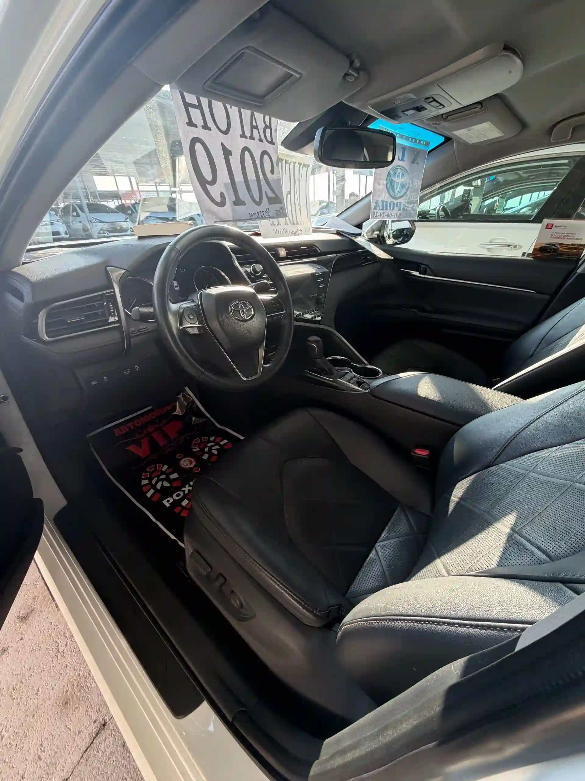 Toyota Camry 2019