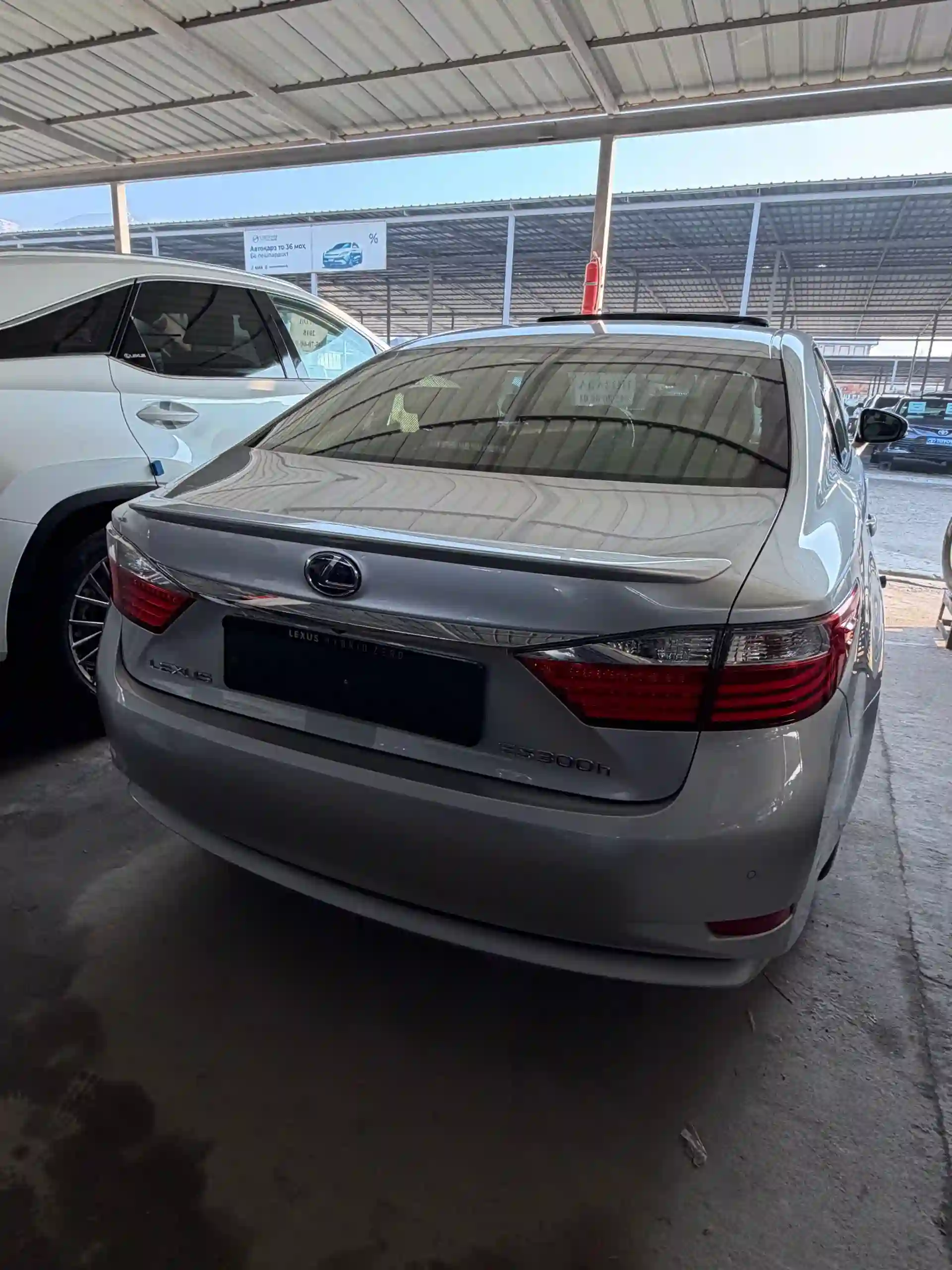 Lexus Es series 2015