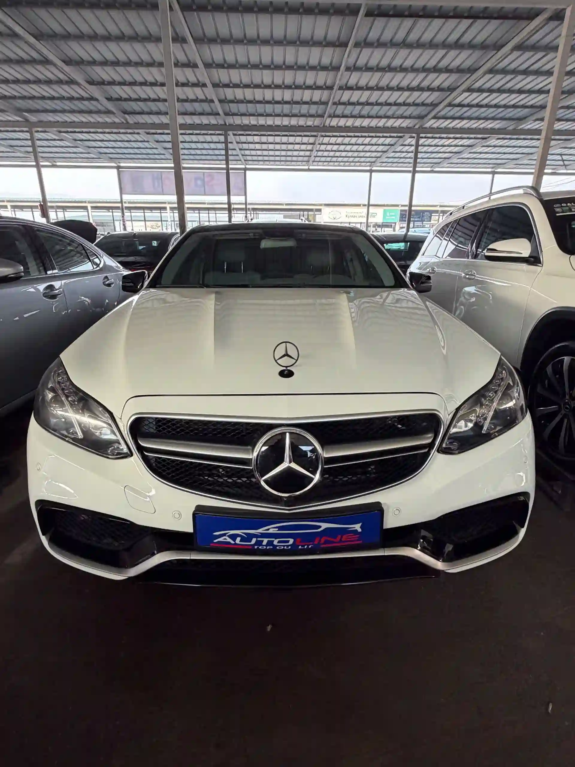 Mercedes-benz E class 2011