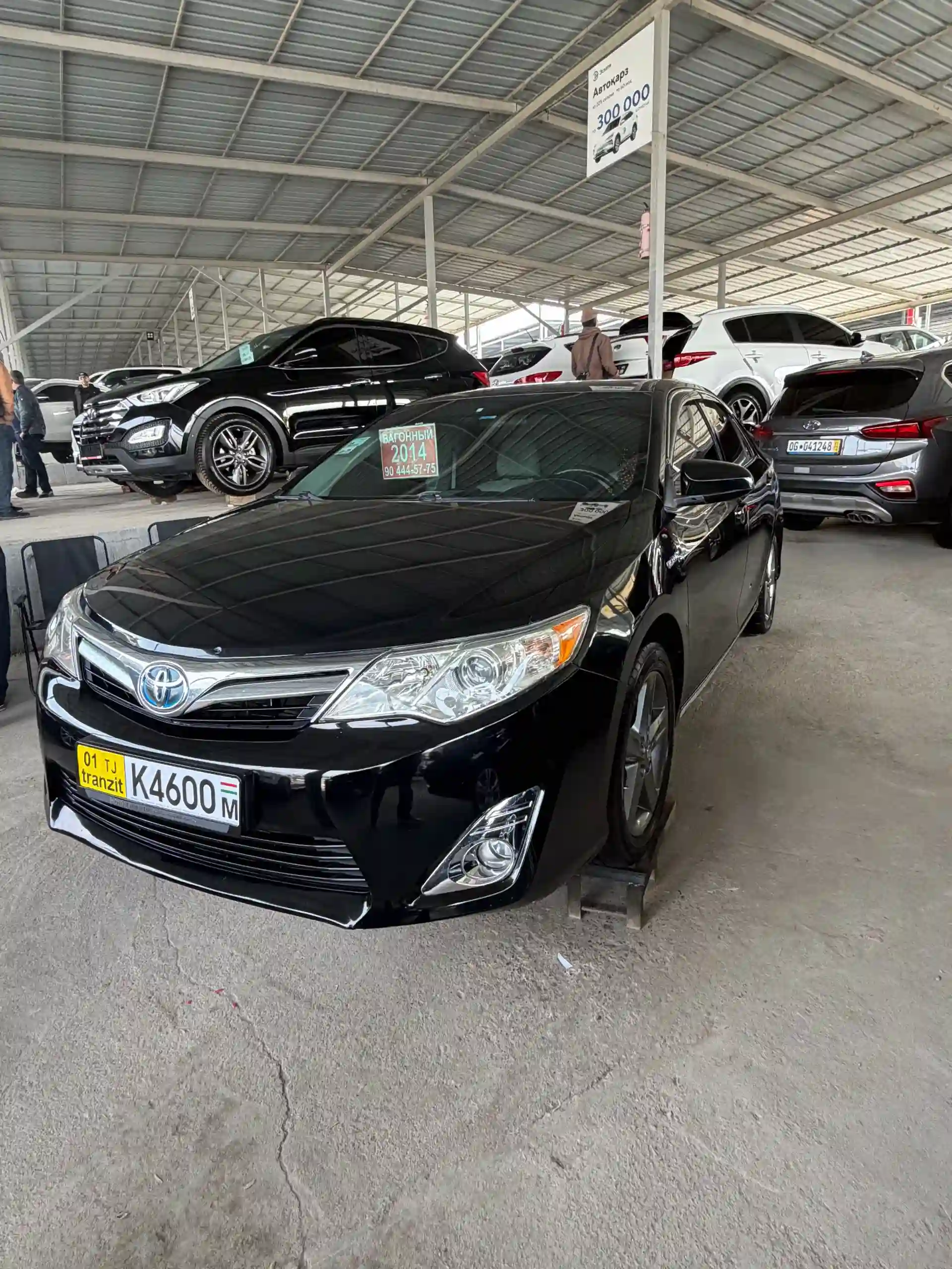 Toyota Camry 2014 — миниатюра 2