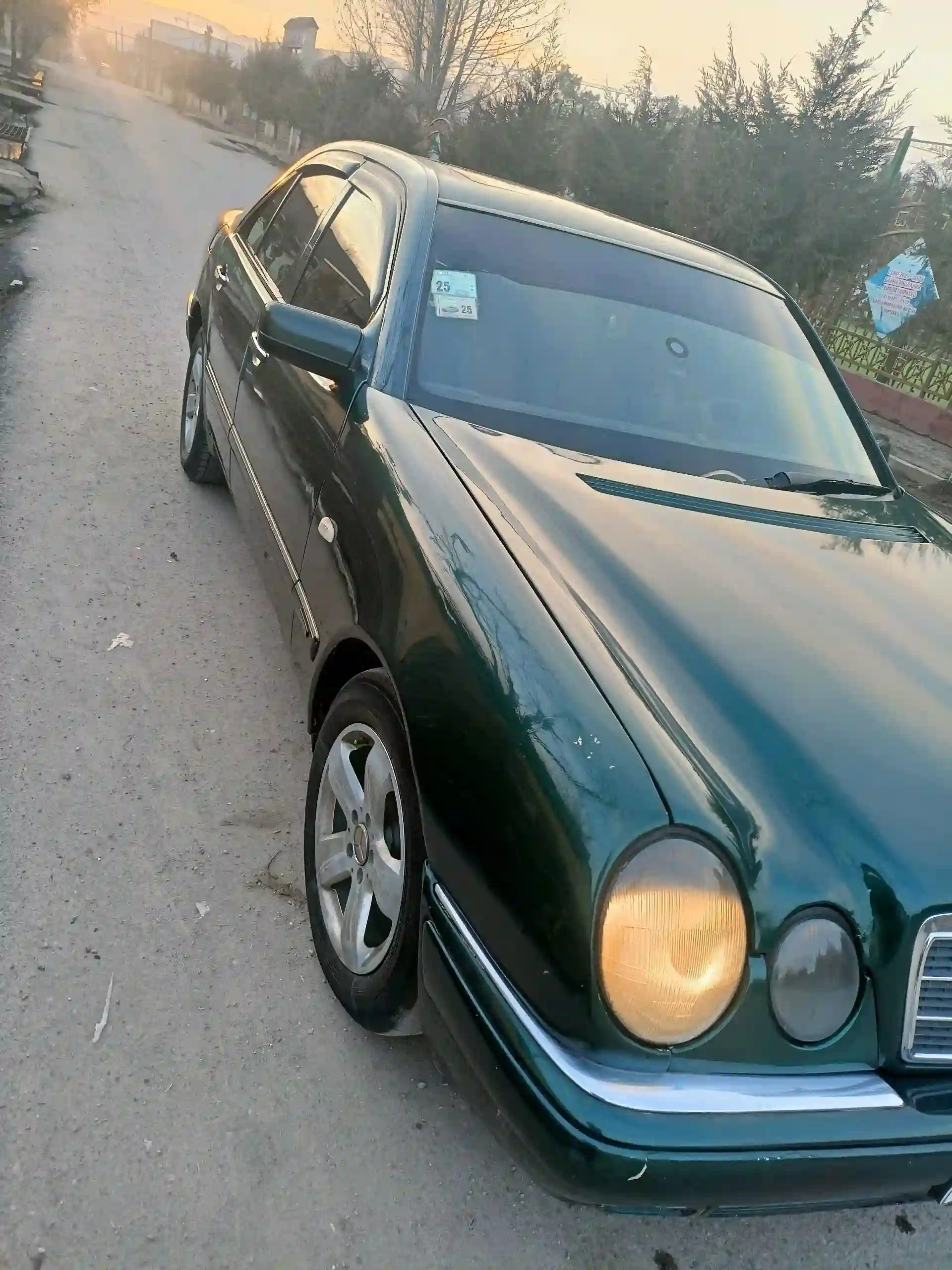 Mercedes-benz E class 1998