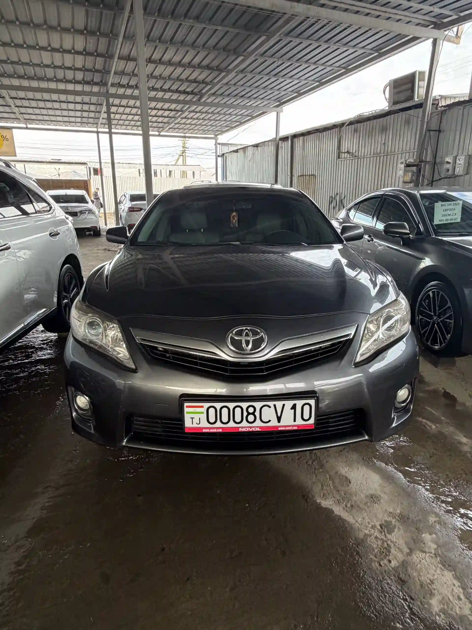 Toyota Camry 2011 — миниатюра 1