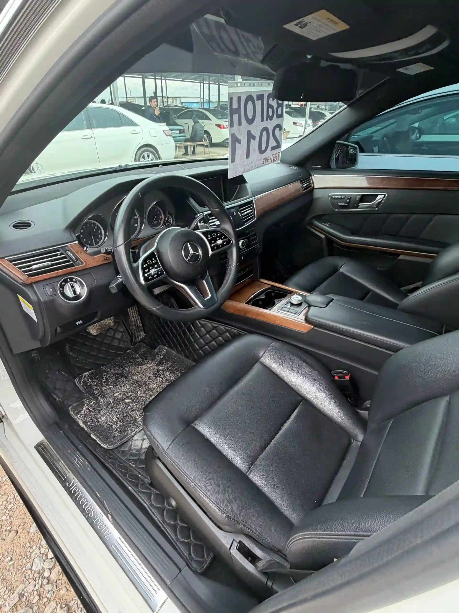 Mercedes-benz E class 2011 — миниатюра 5