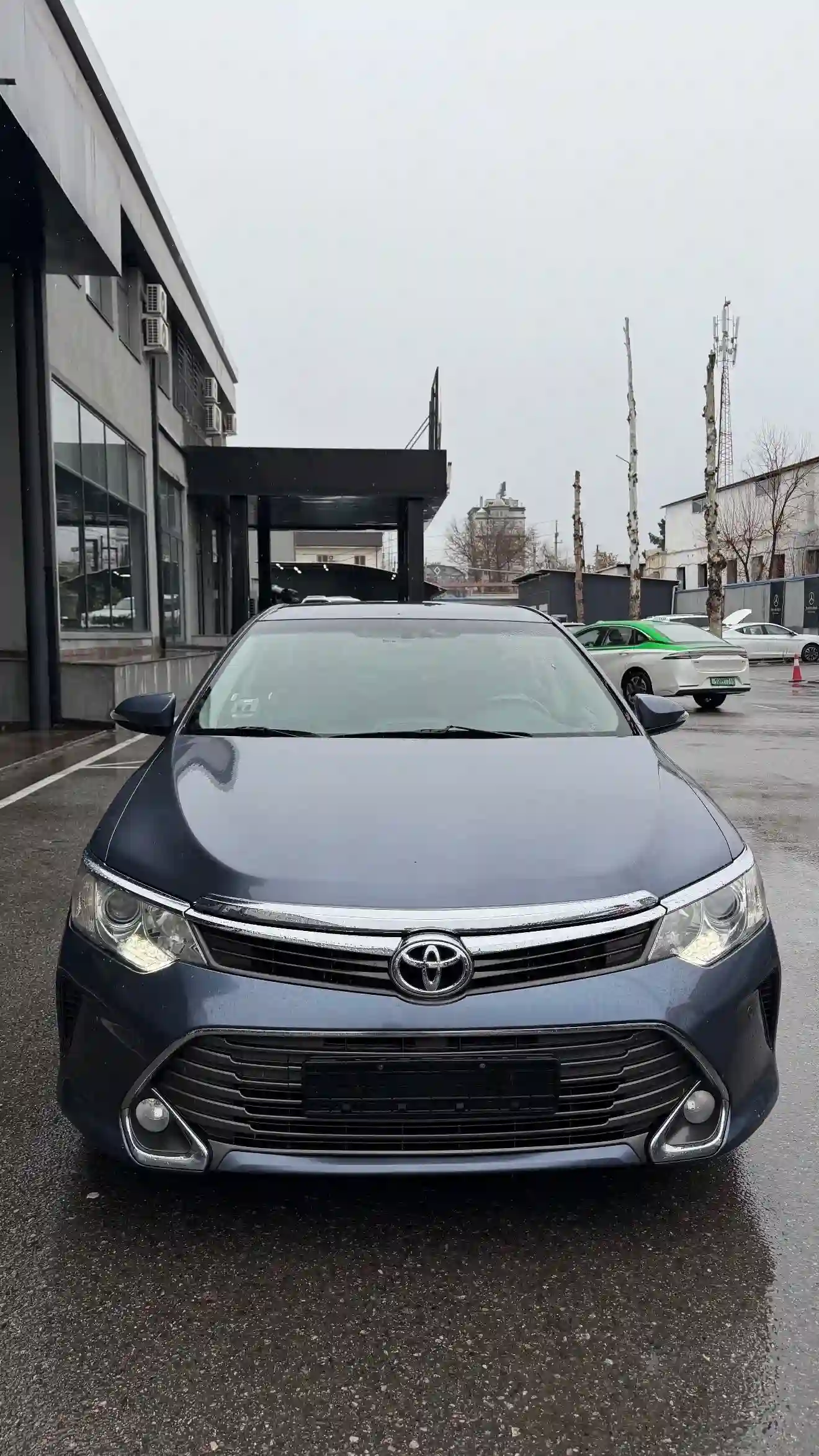 Toyota Camry 2015 — миниатюра 1