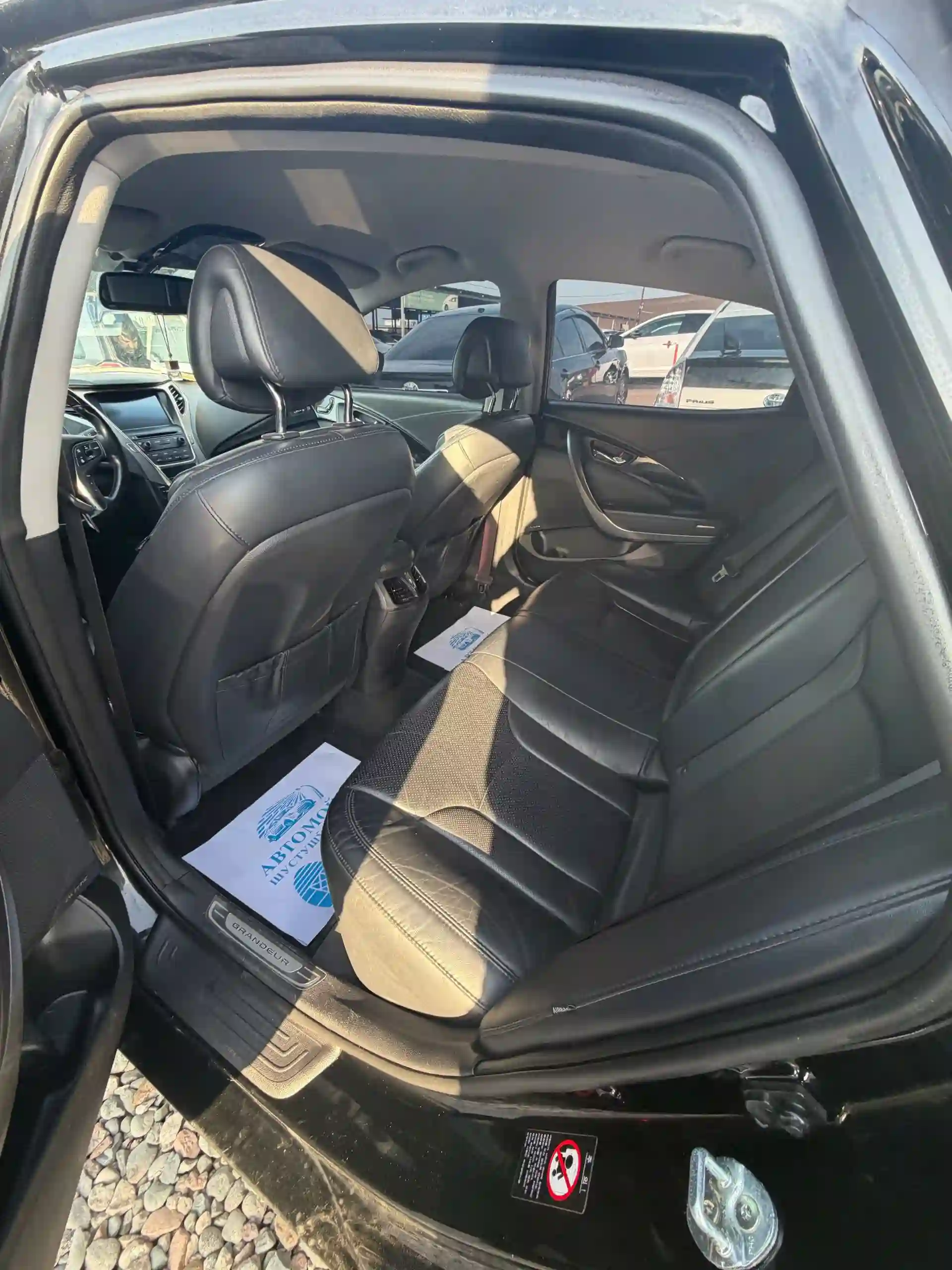Hyundai Grandeur 2015