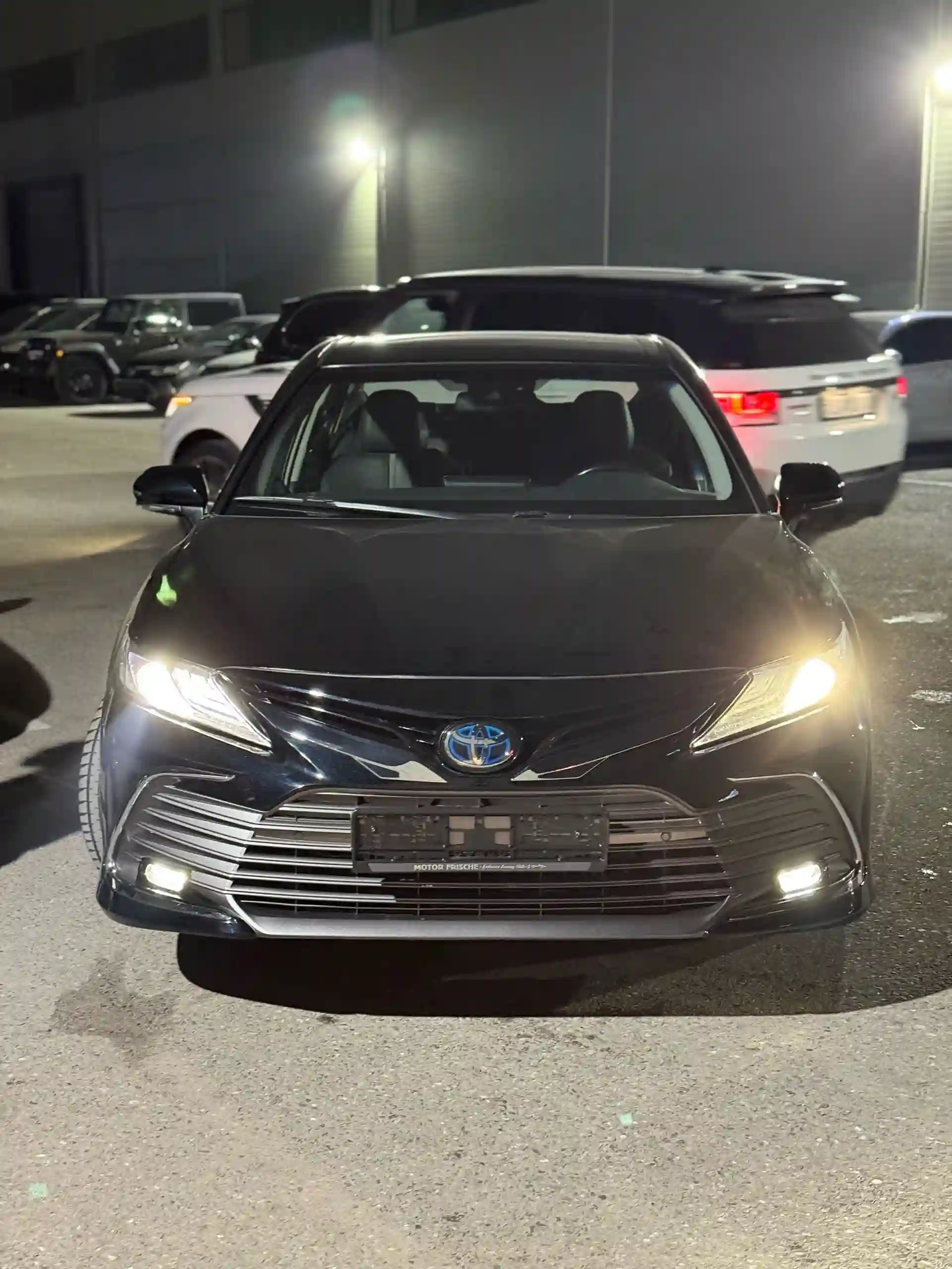 Toyota Camry 2018 — миниатюра 1