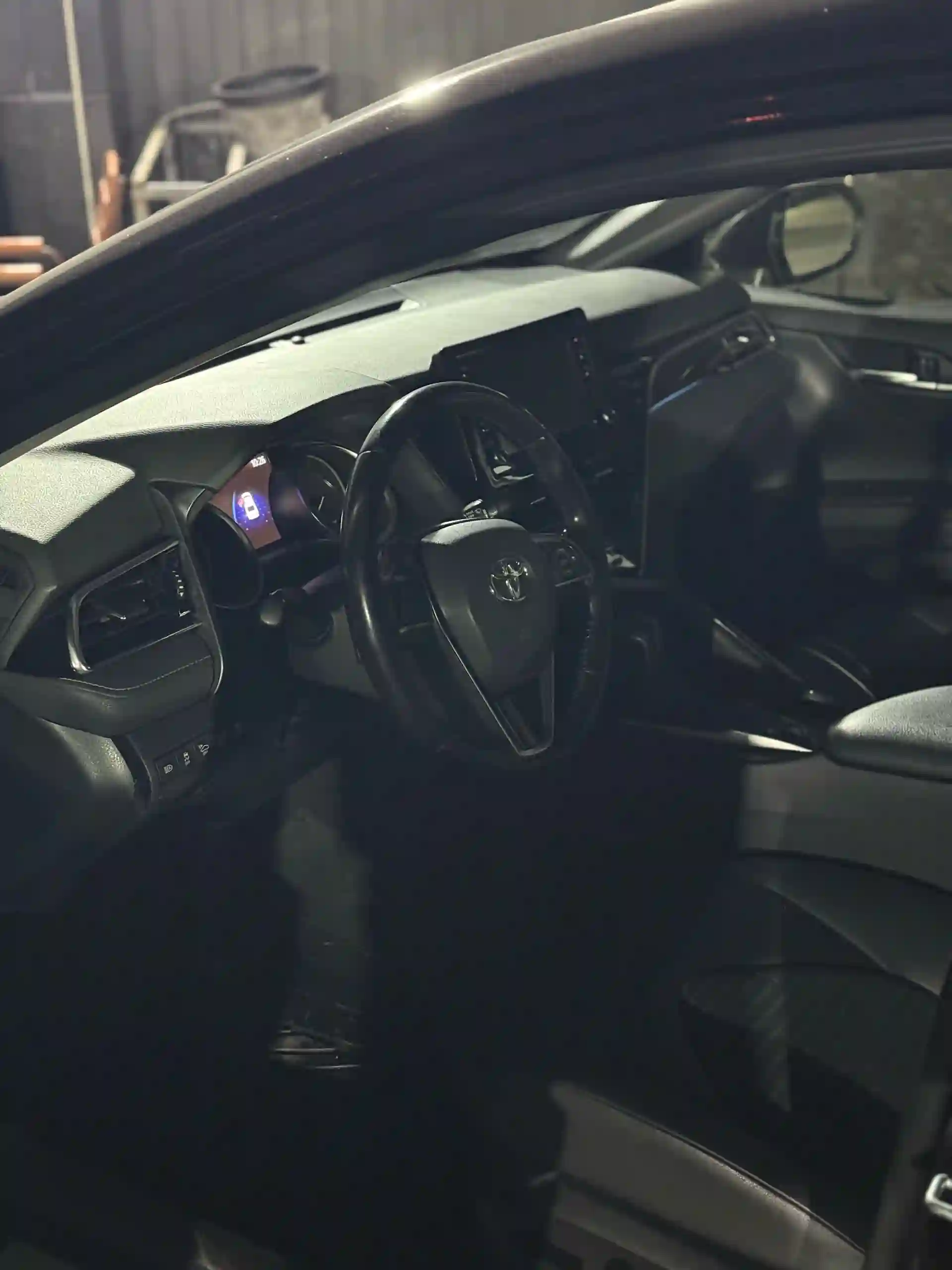 Toyota Camry 2018 — миниатюра 3