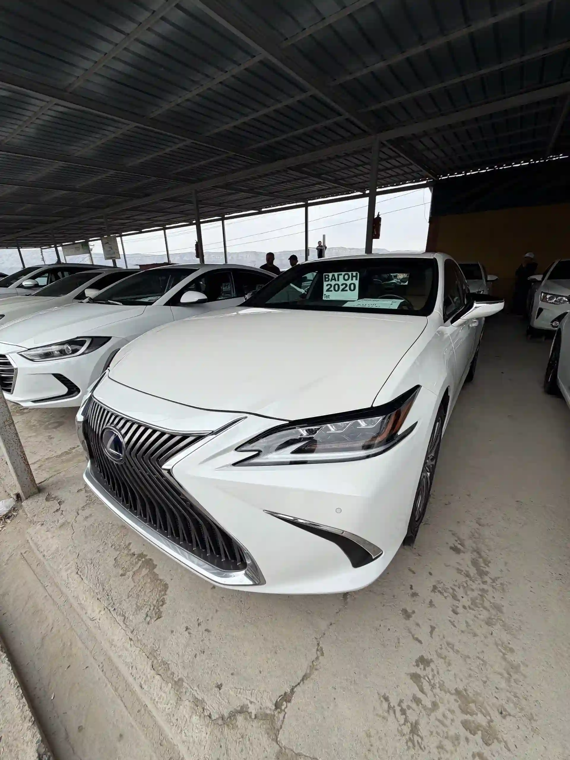 Lexus Es series 2020 — миниатюра 2