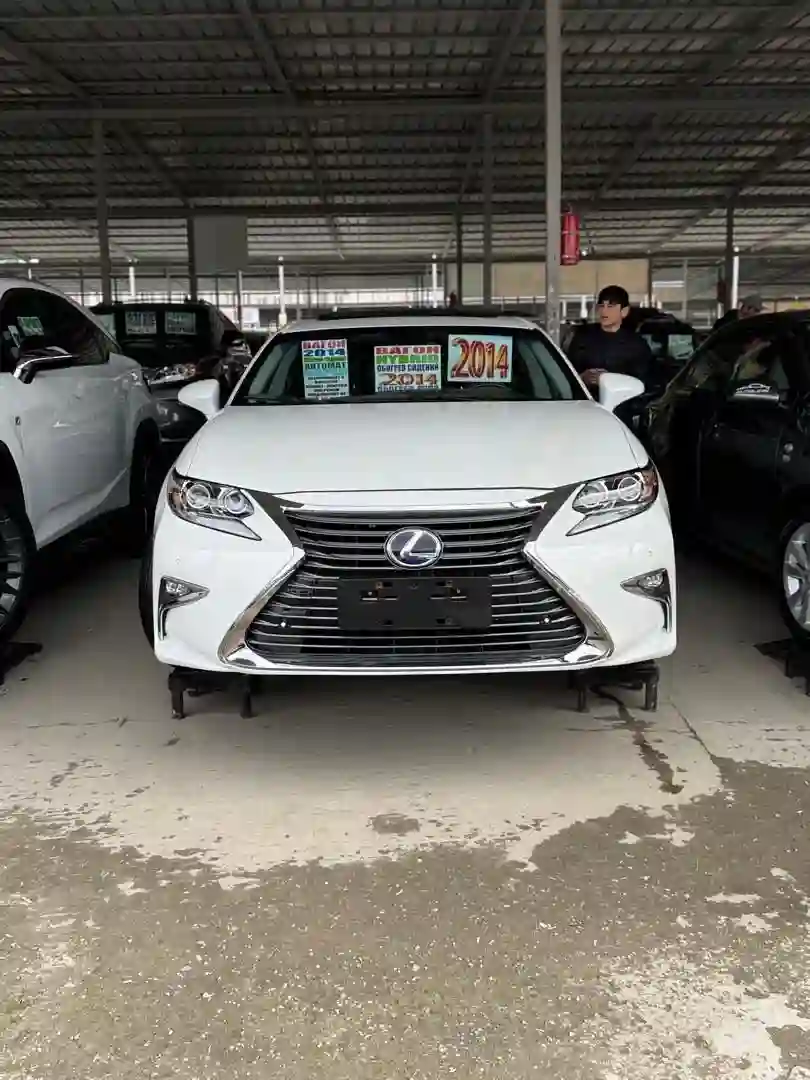Lexus Es series 2014 — миниатюра 1