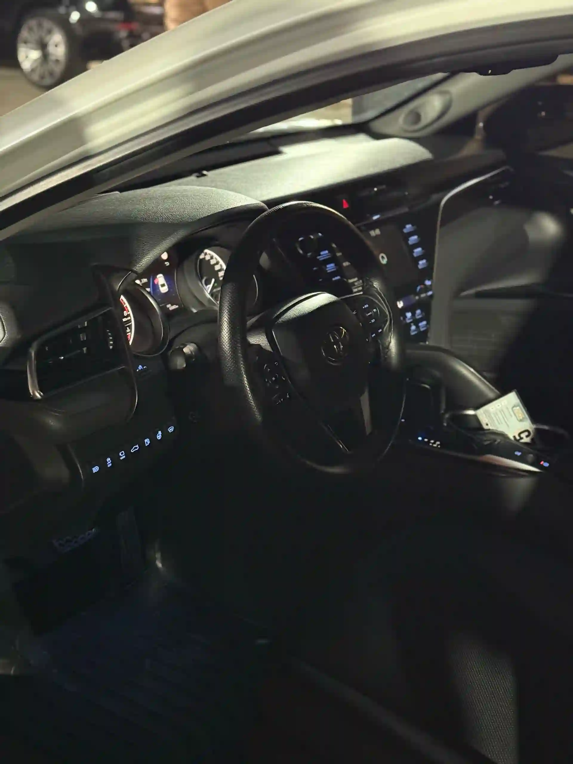Toyota Camry 2019 — миниатюра 4