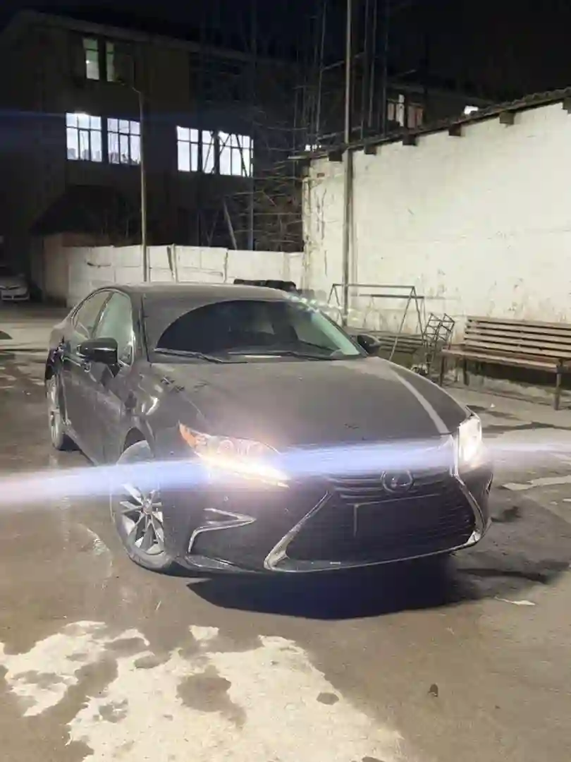 Lexus Es series 2014 — миниатюра 1