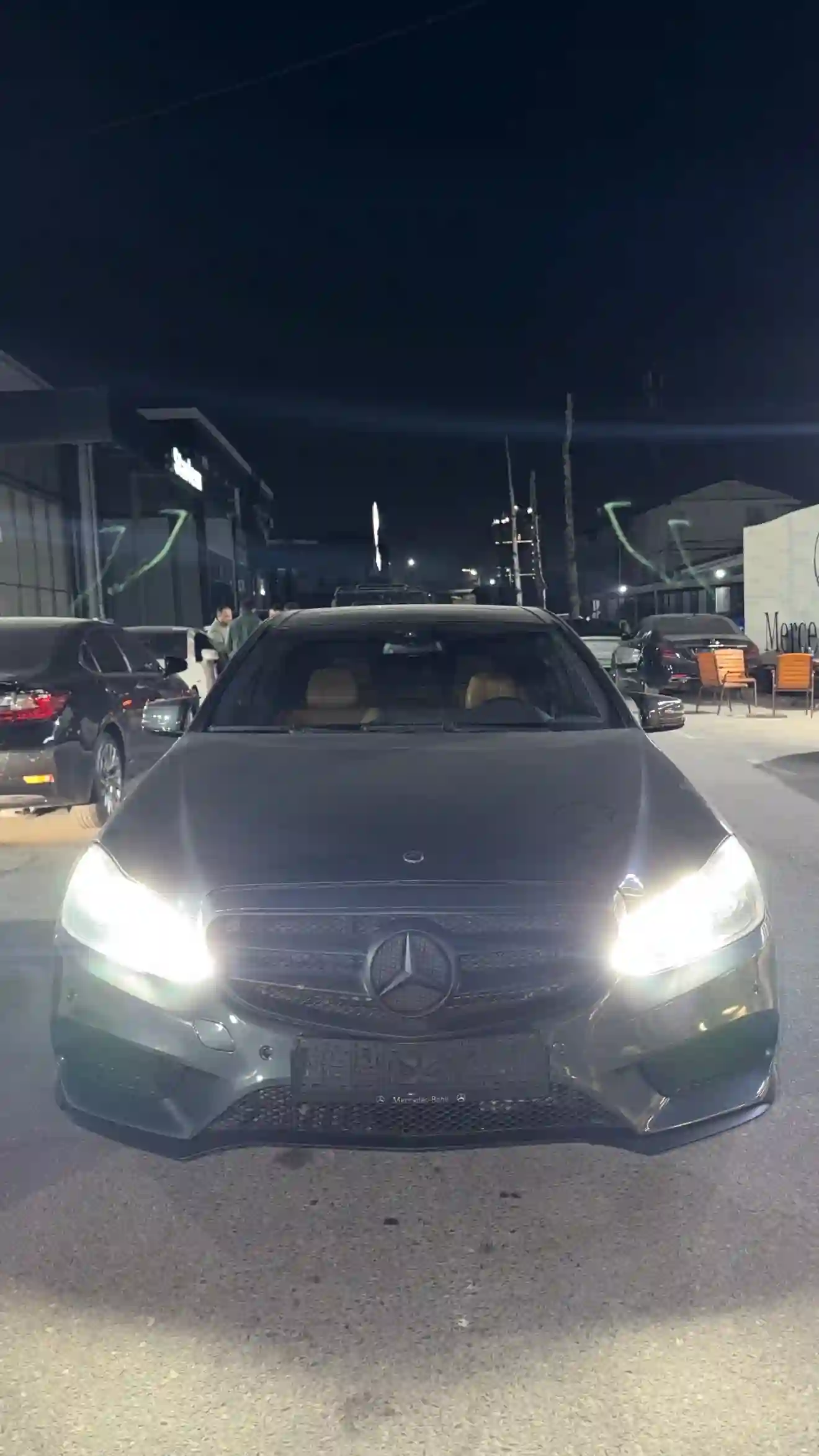 Mercedes-benz E class 2010 — миниатюра 1