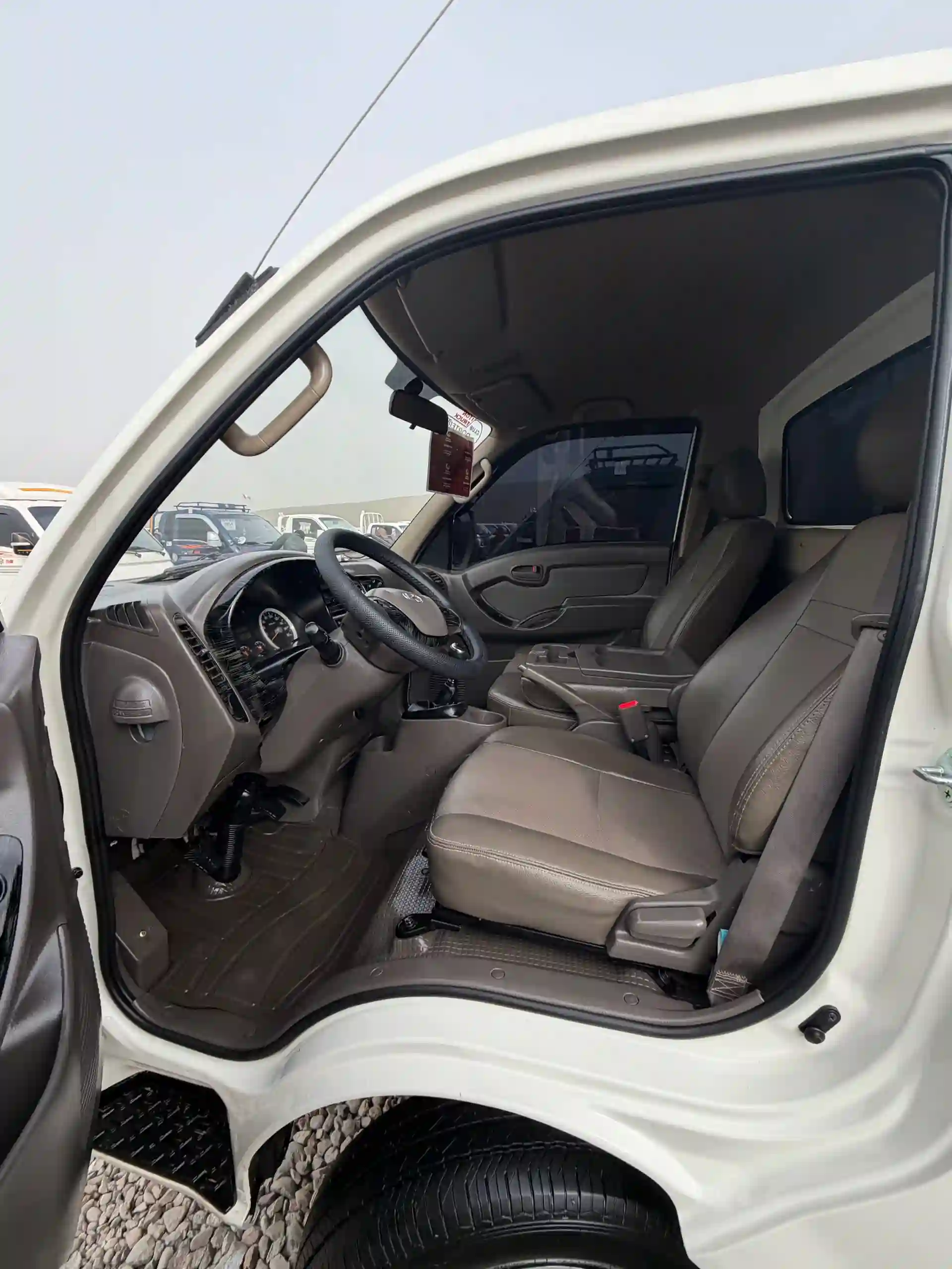 Hyundai porter 2 2015 — миниатюра 7