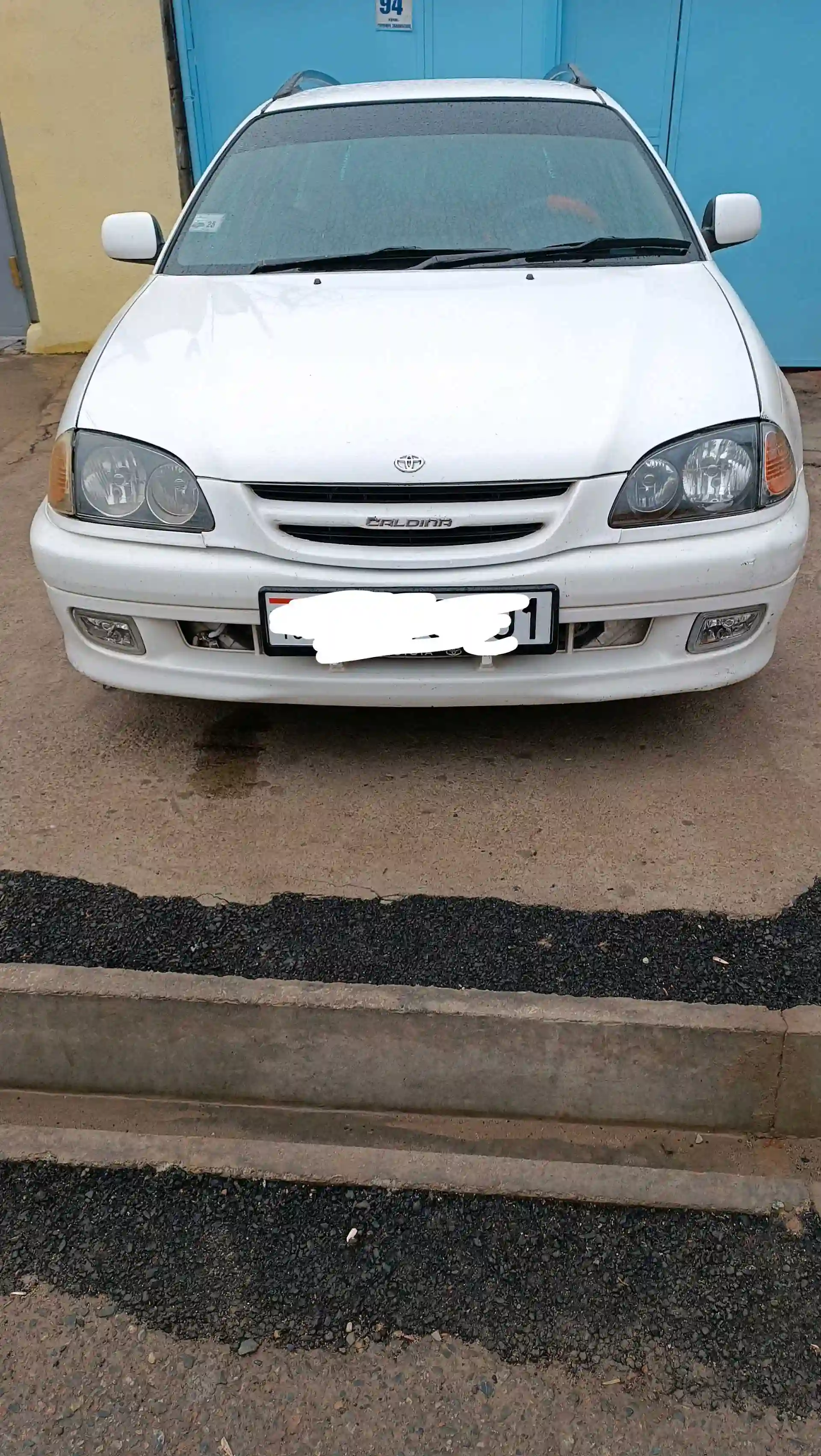 Toyota Caldina 1998