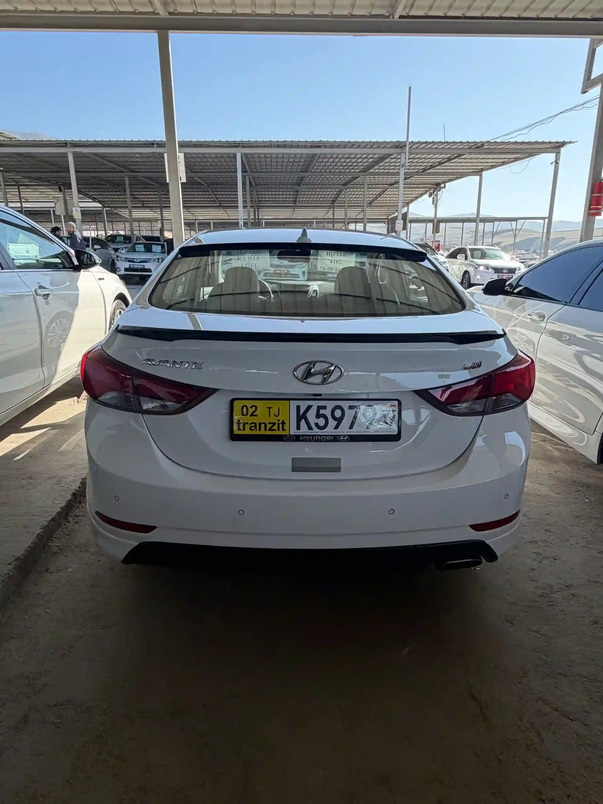 Hyundai Avante 2014