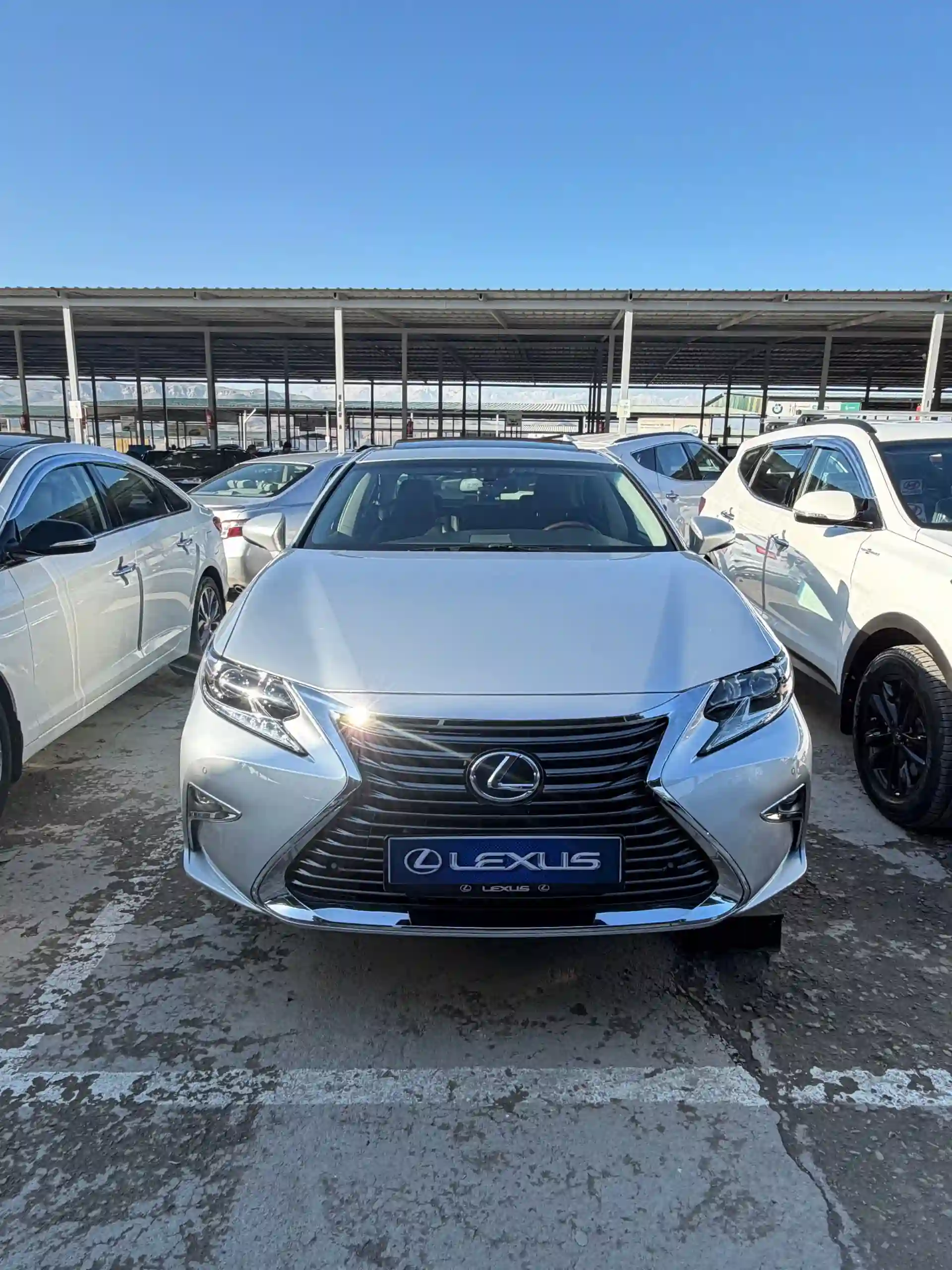 Lexus Es series 2017 — миниатюра 2