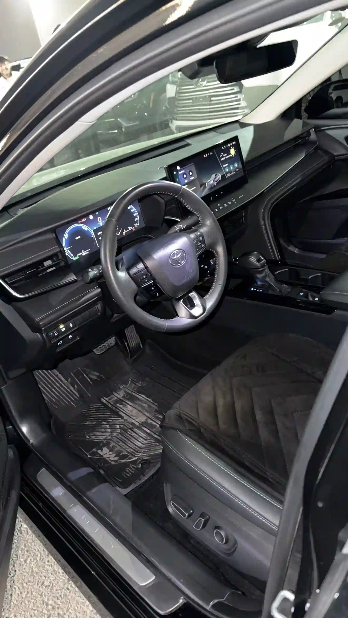 Toyota Camry 2025
