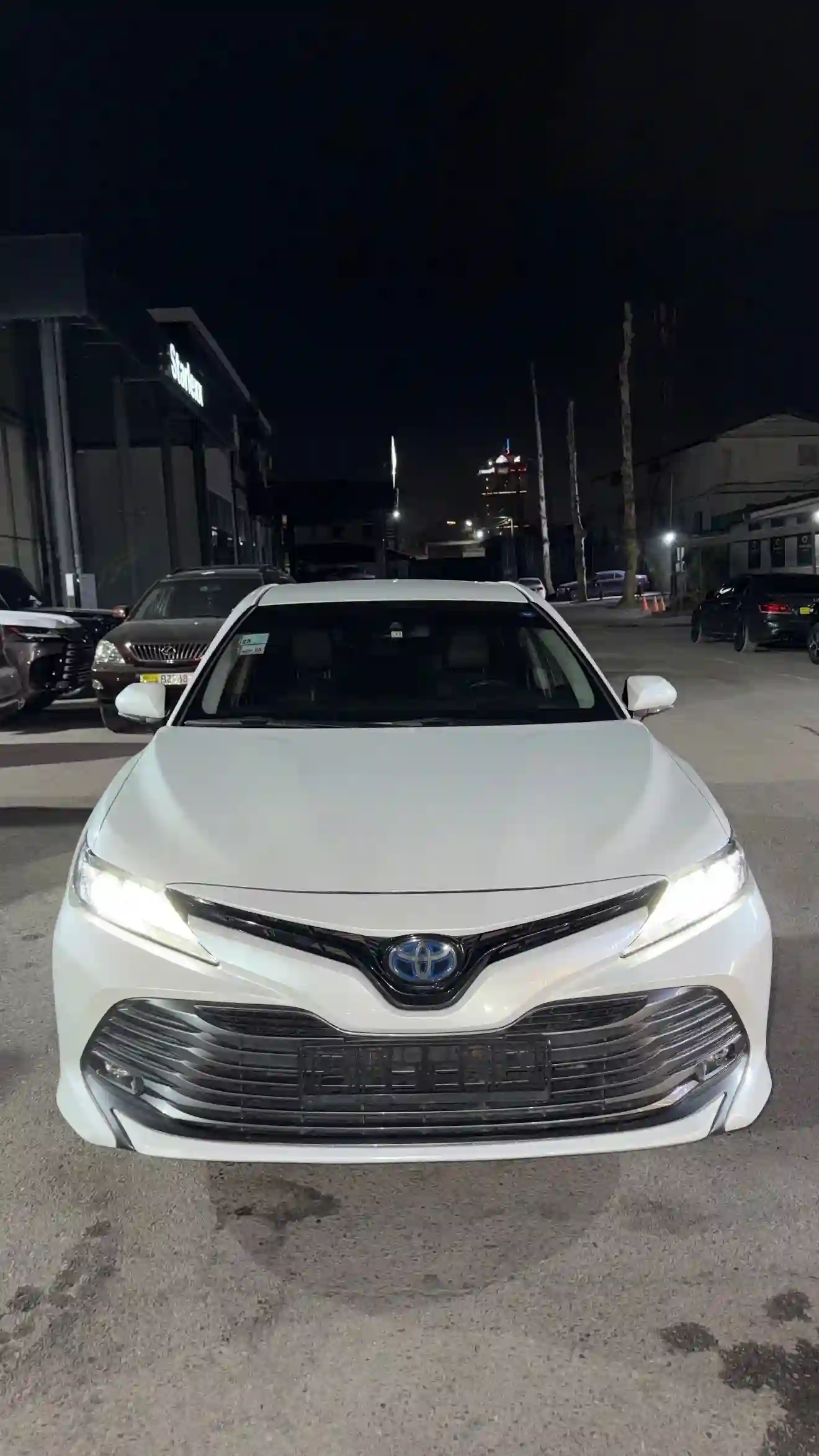 Toyota Camry 2018 — миниатюра 1