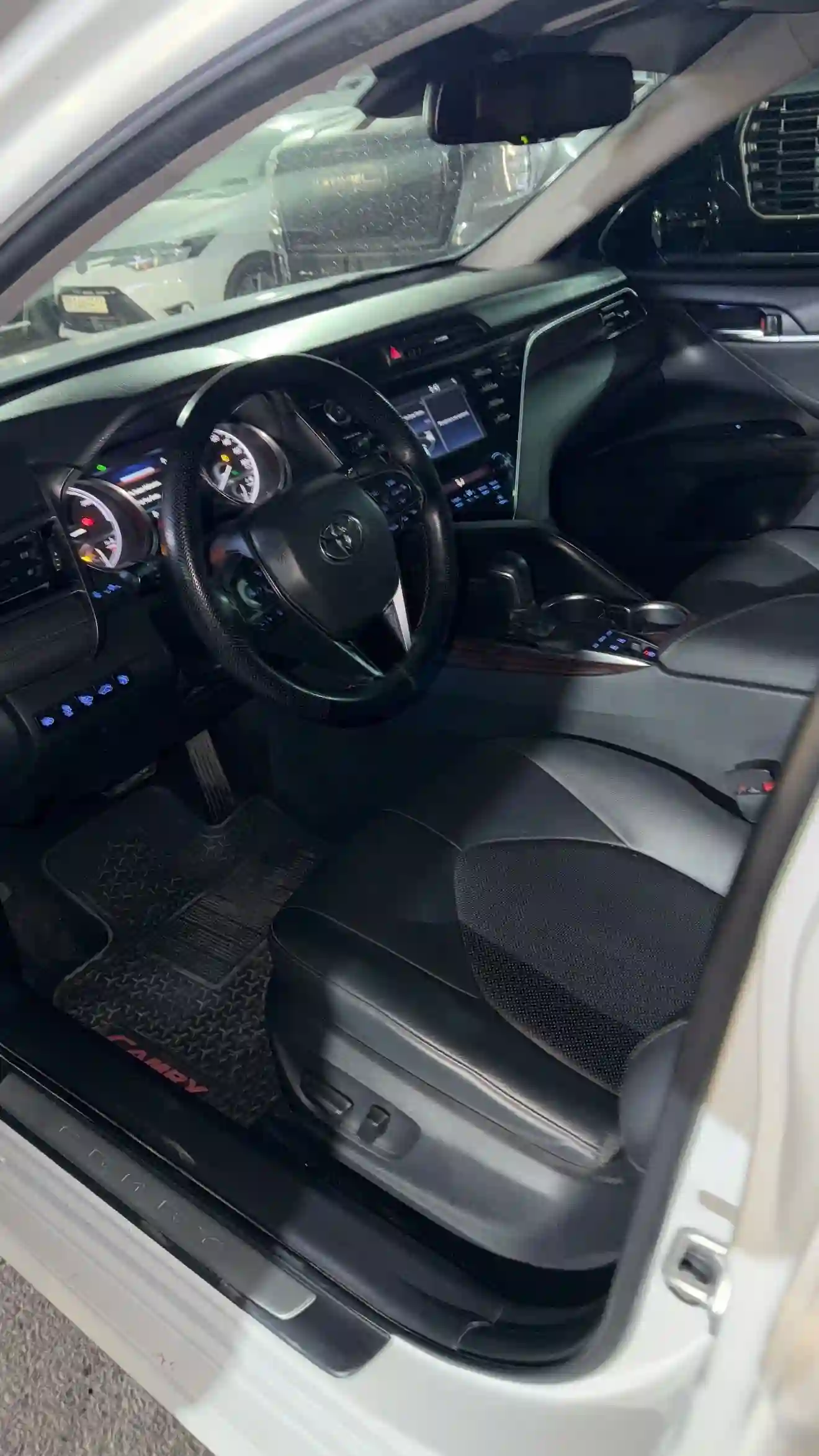 Toyota Camry 2018 — миниатюра 3