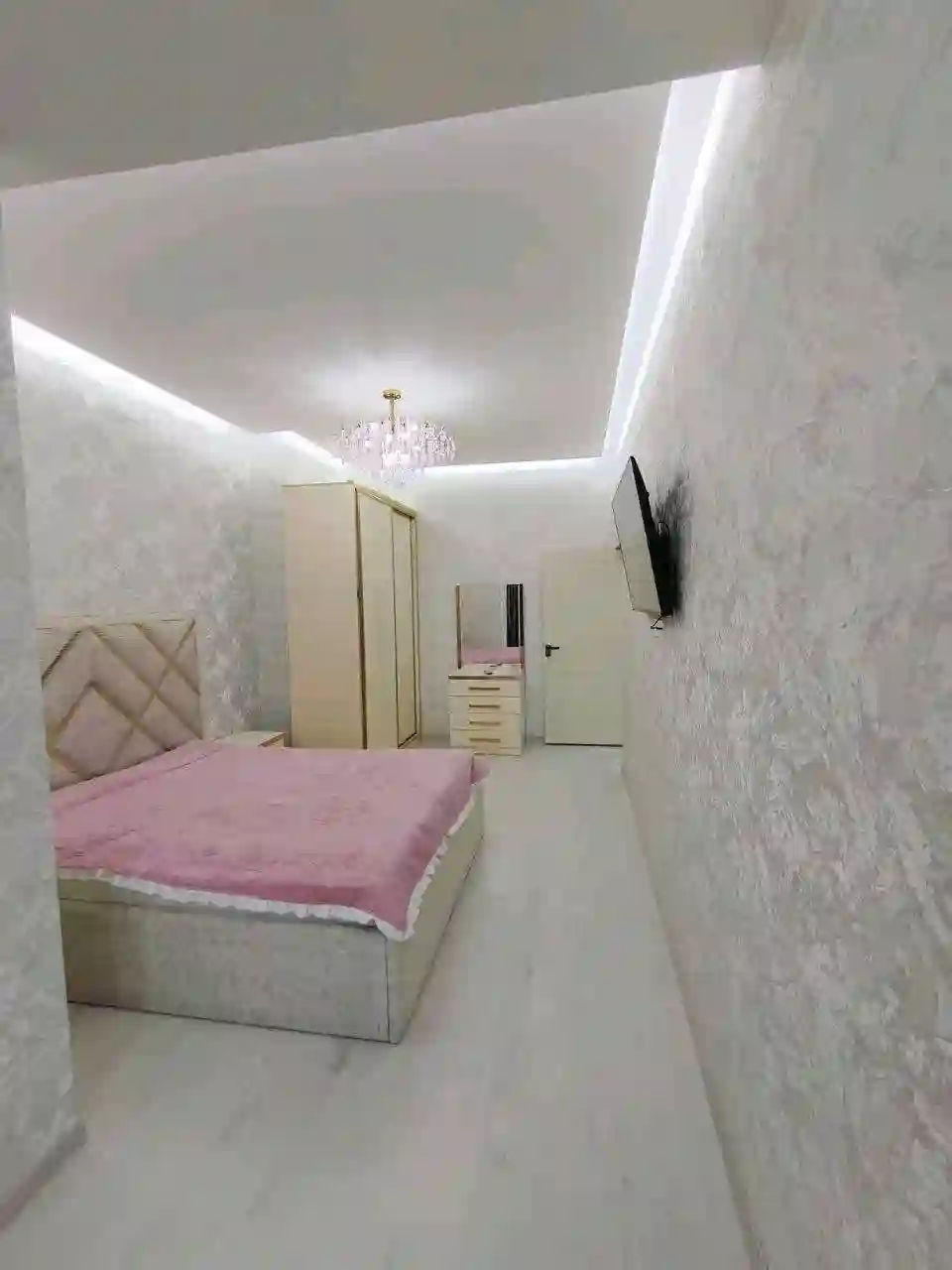 2-к квартира, 3 этаж, 60 м², Ашан. И. Сомони — миниатюра 3