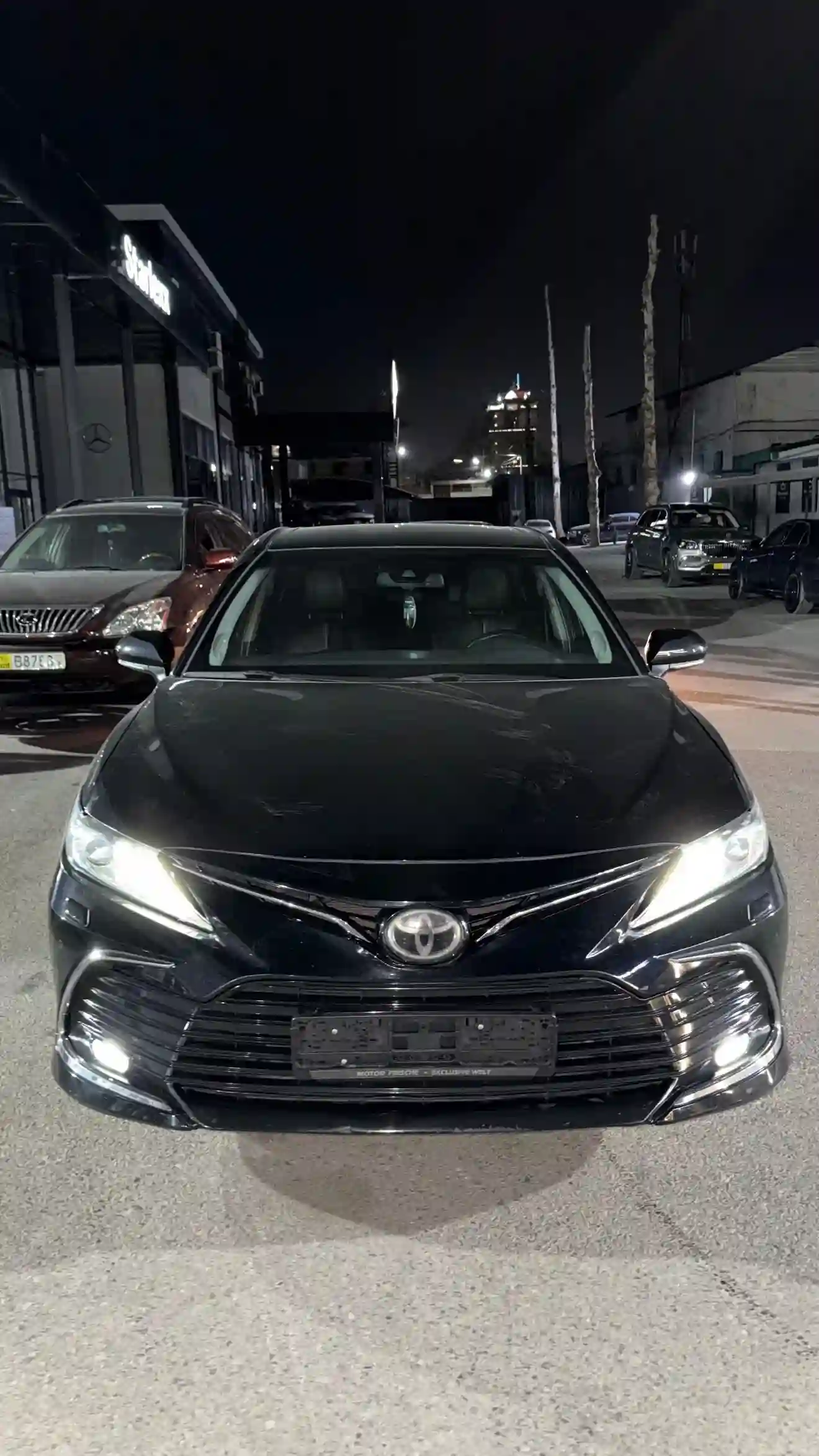 Toyota Camry 2018 — миниатюра 1