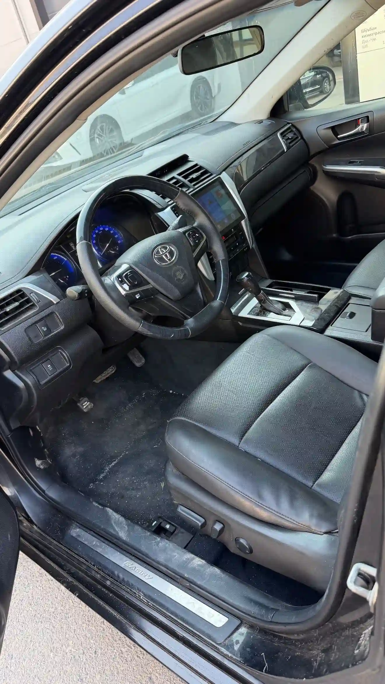 Toyota Camry 2015 — миниатюра 3