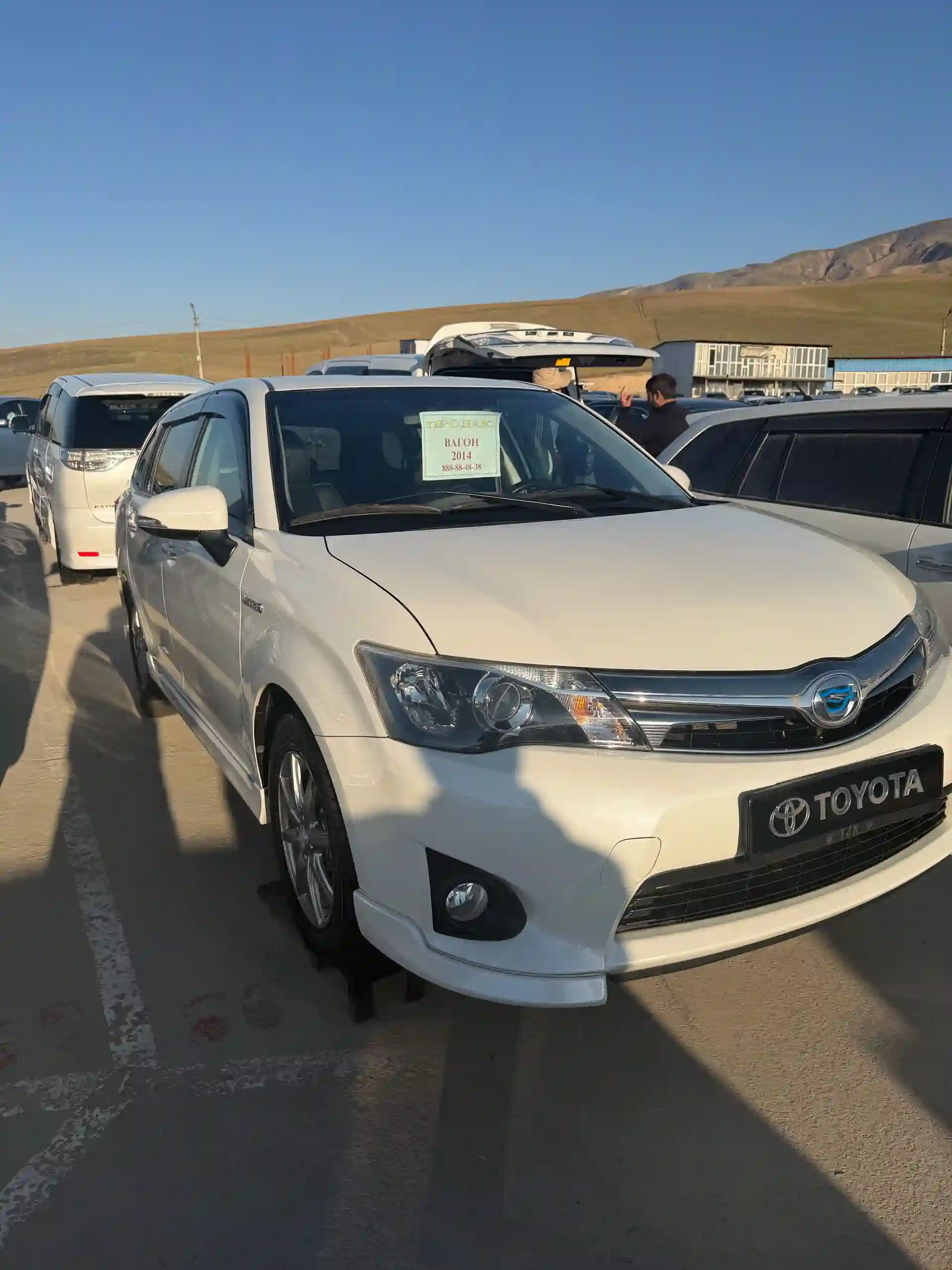 Toyota Estima 2014