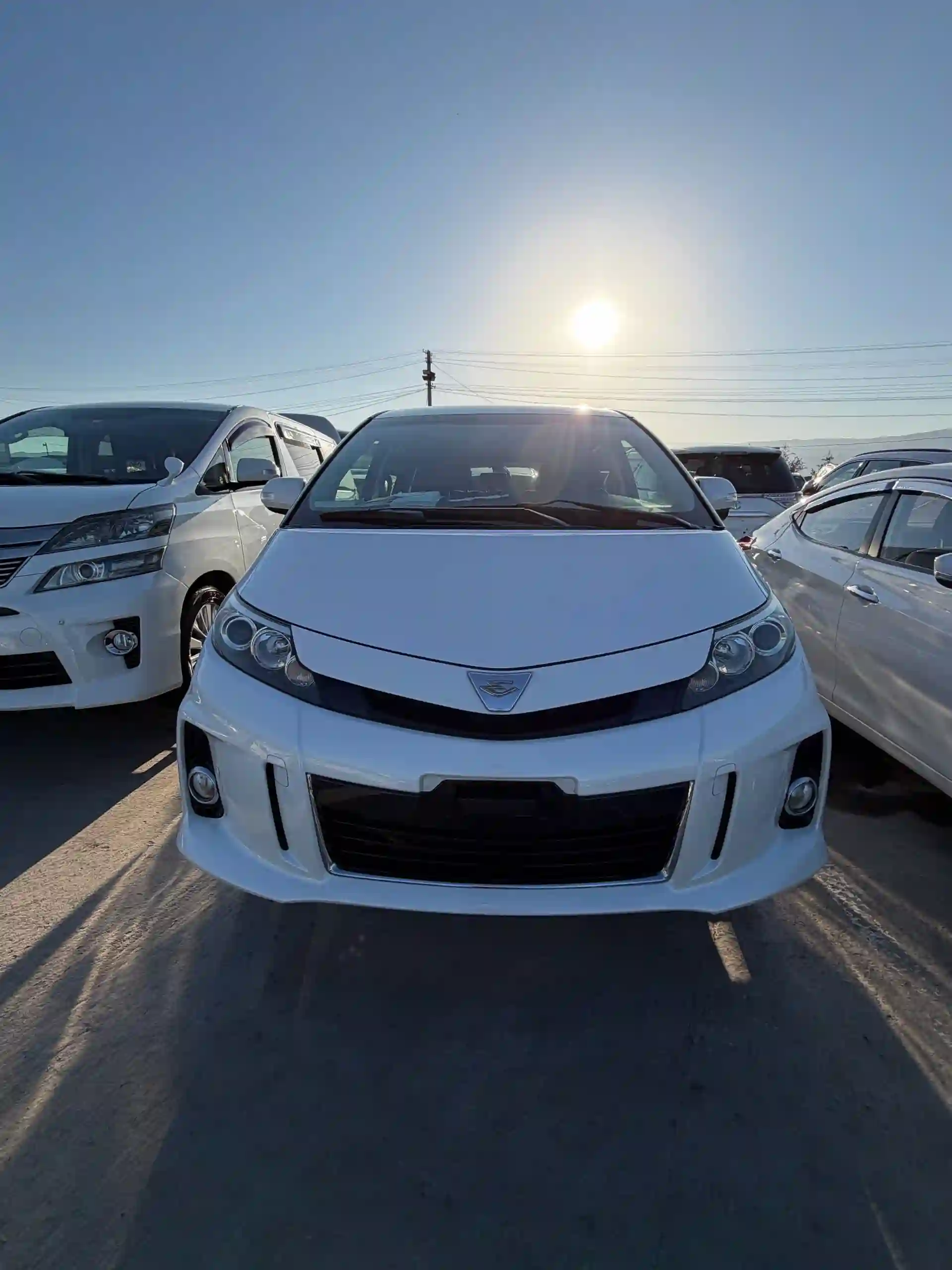 Toyota Estima 2014