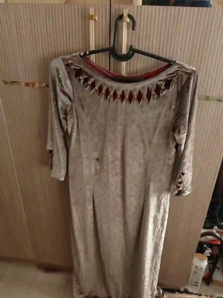 Женские платья