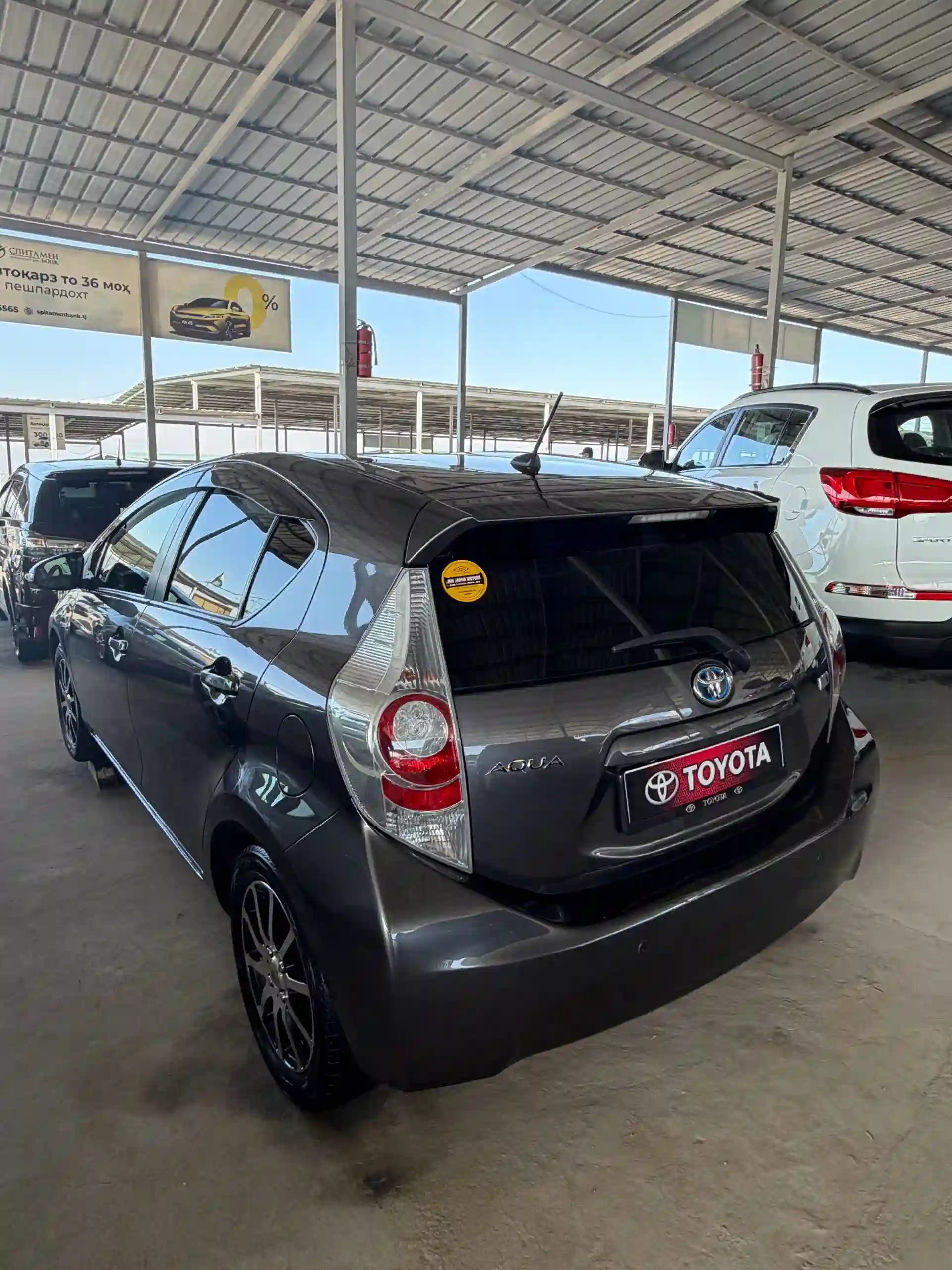 Toyota Aqua 2014