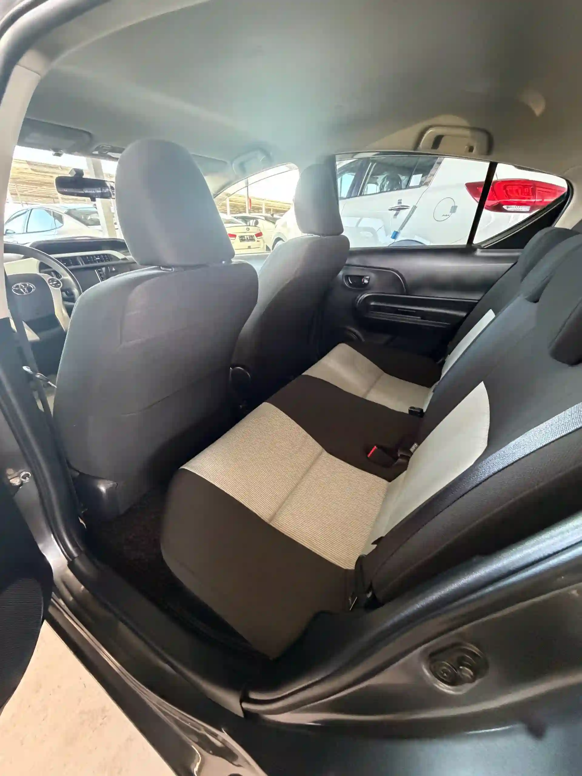 Toyota Aqua 2014