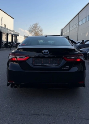 Toyota Camry 2024